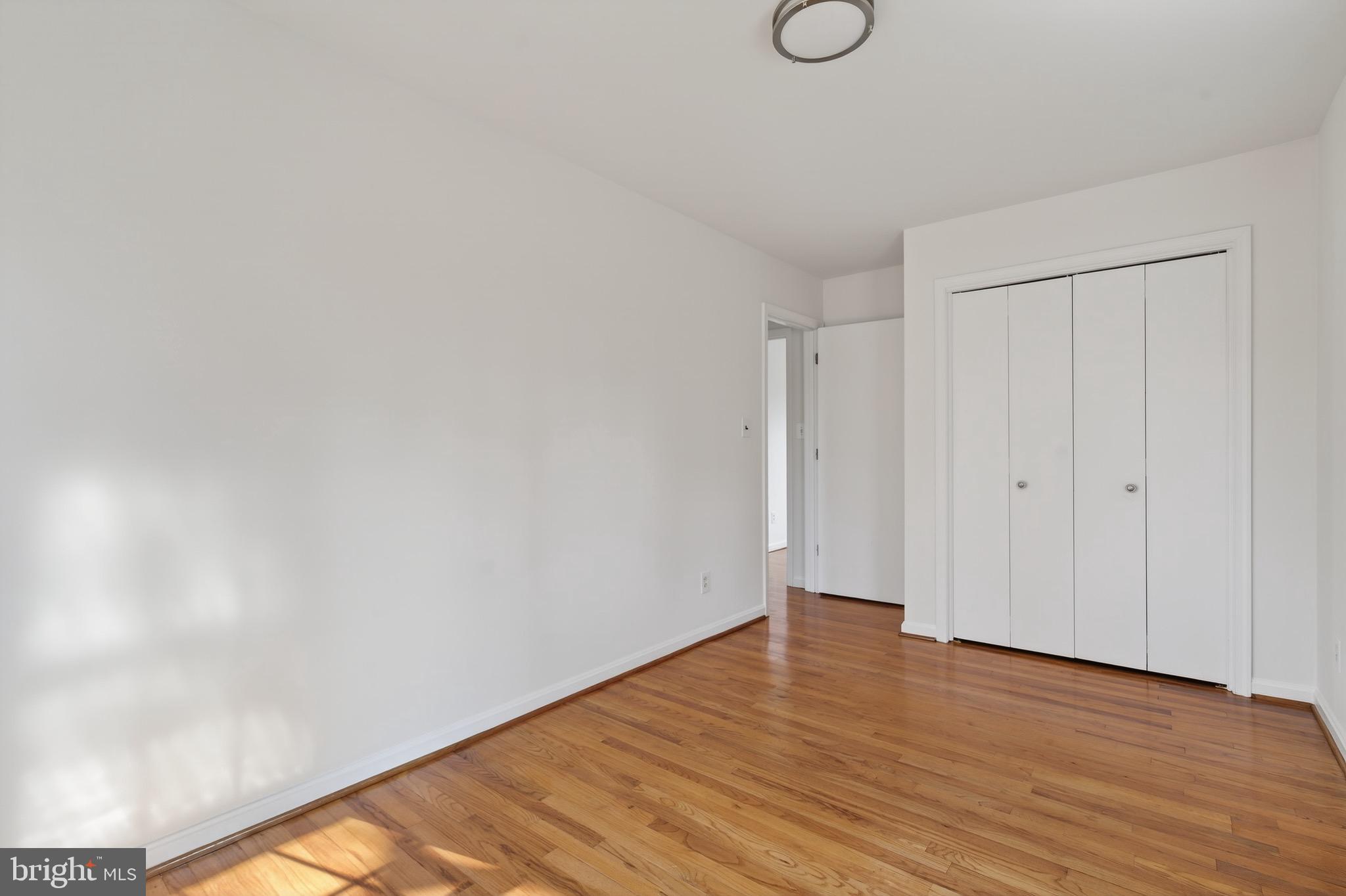 BARCROFT - Residential