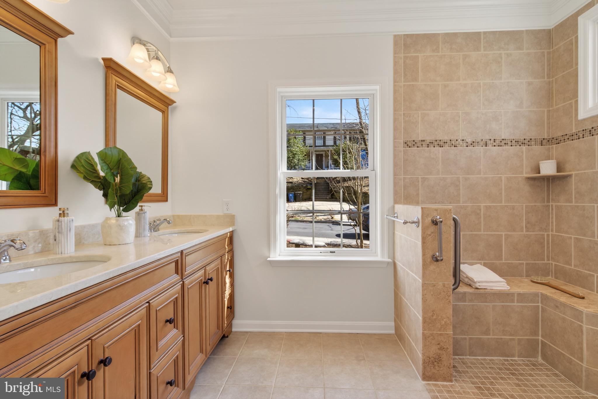 BARCROFT - Residential