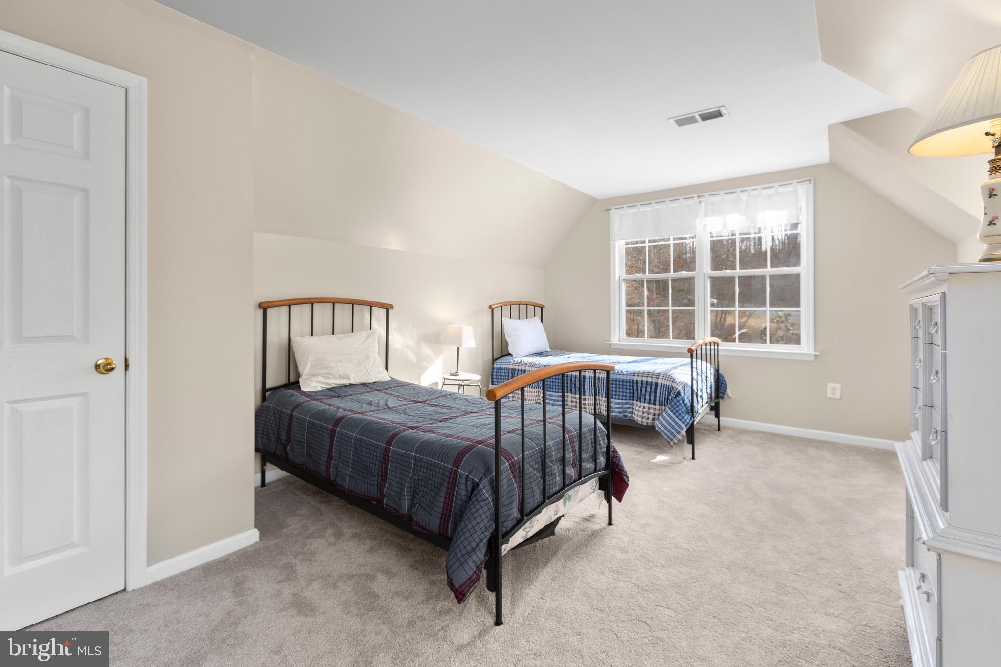 WOODS OF ABEL LAKE - Residential