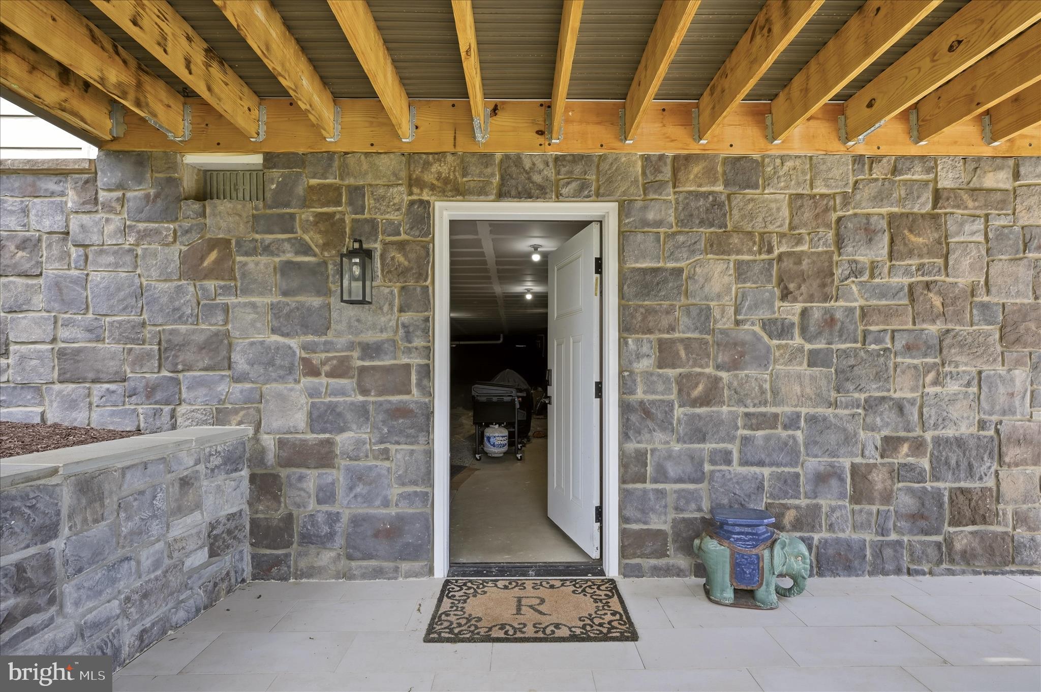 POTOMAC OVERLOOK ESTATES - Residential
