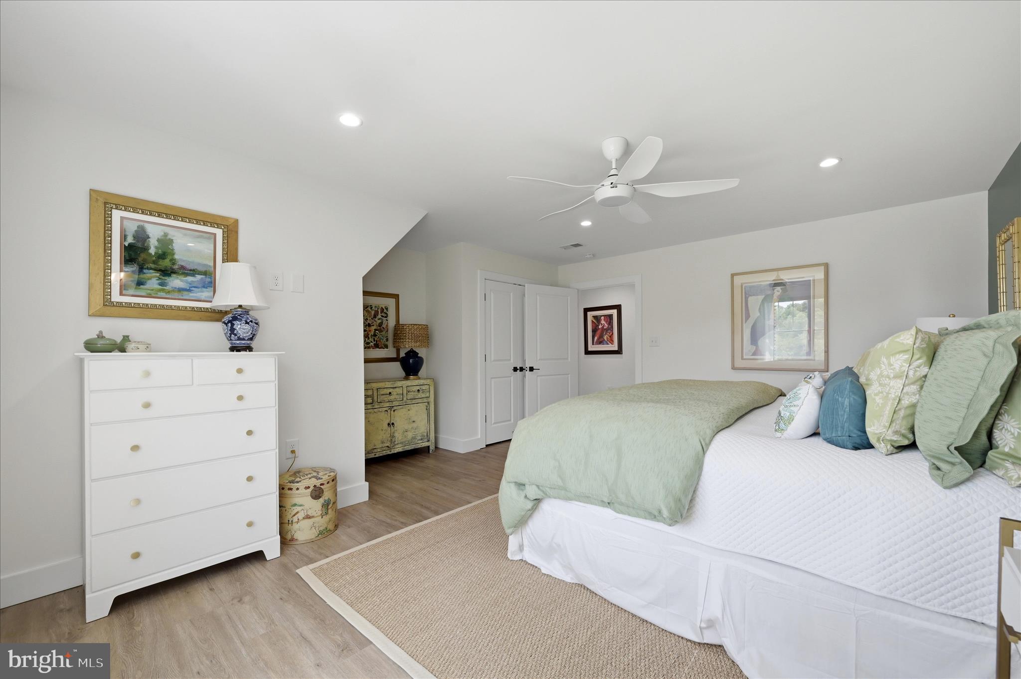 POTOMAC OVERLOOK ESTATES - Residential