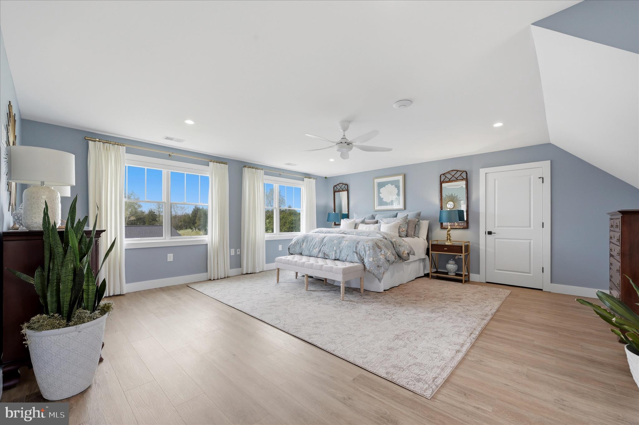 POTOMAC OVERLOOK ESTATES - Residential
