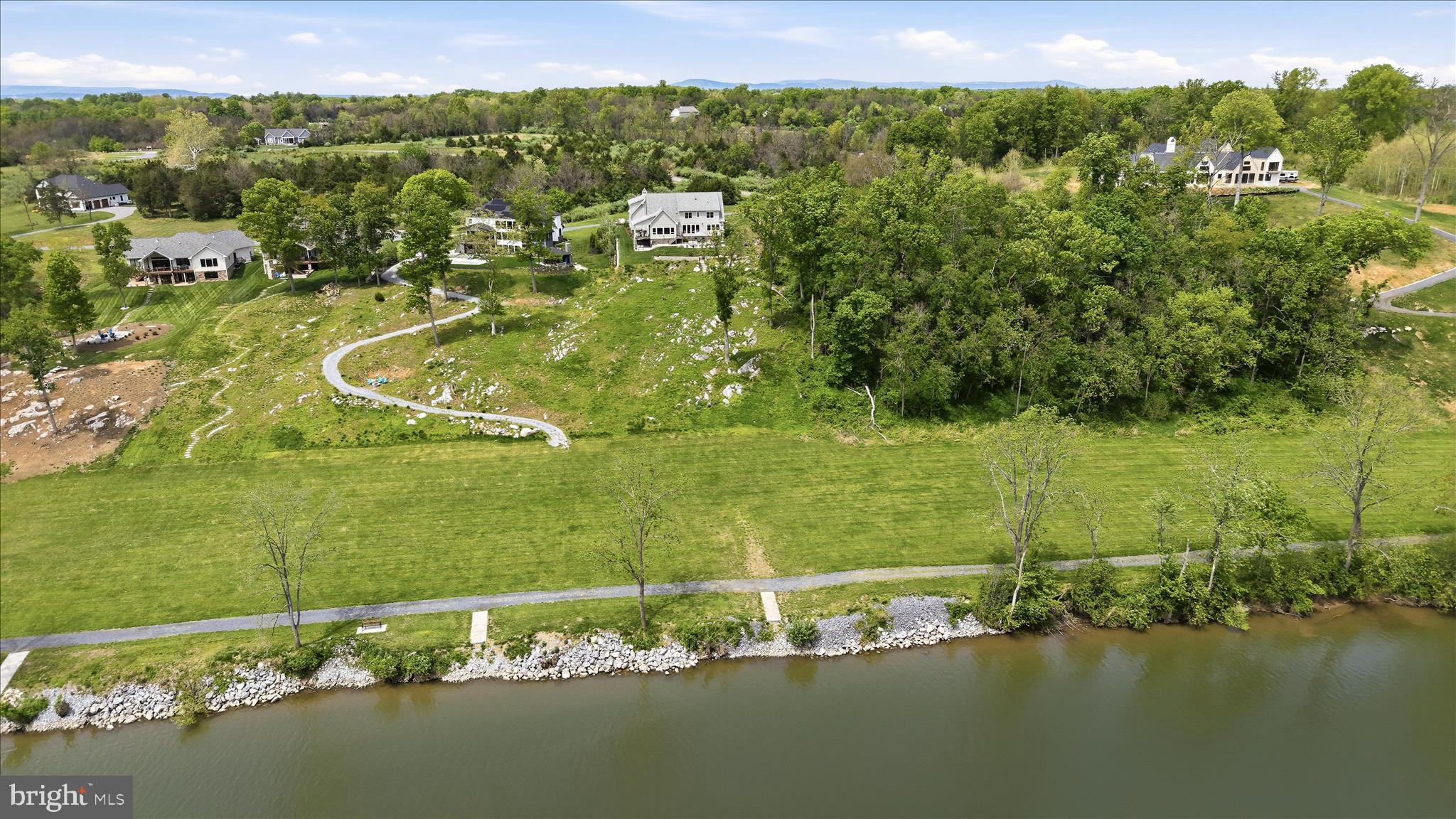 POTOMAC OVERLOOK ESTATES - Residential