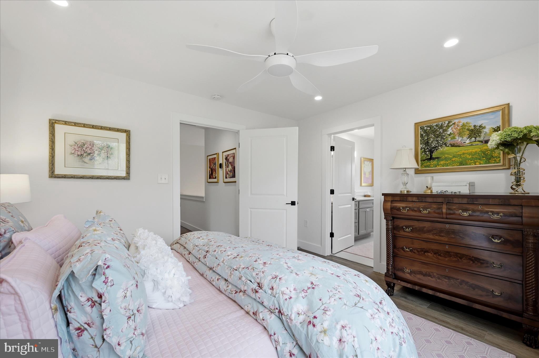 POTOMAC OVERLOOK ESTATES - Residential