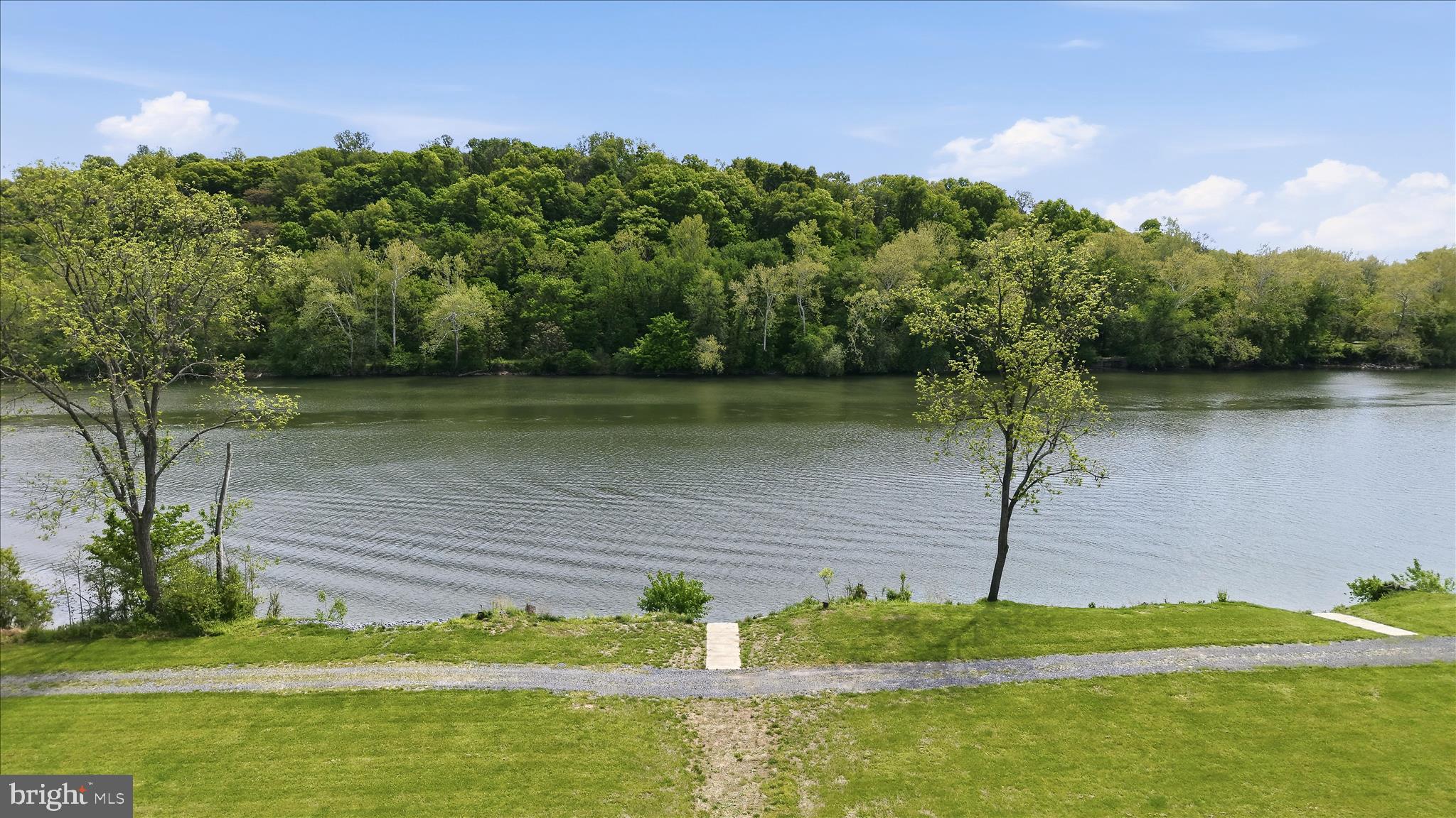 POTOMAC OVERLOOK ESTATES - Residential
