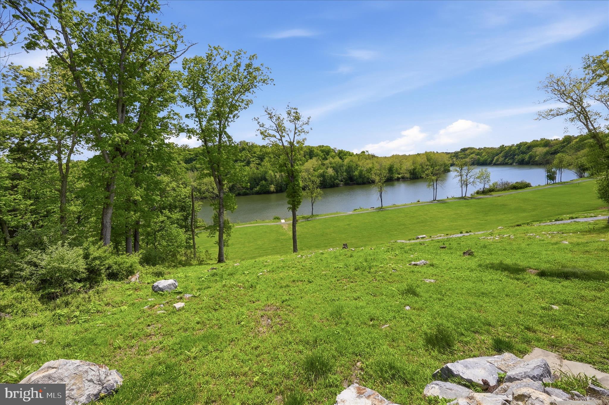 POTOMAC OVERLOOK ESTATES - Residential