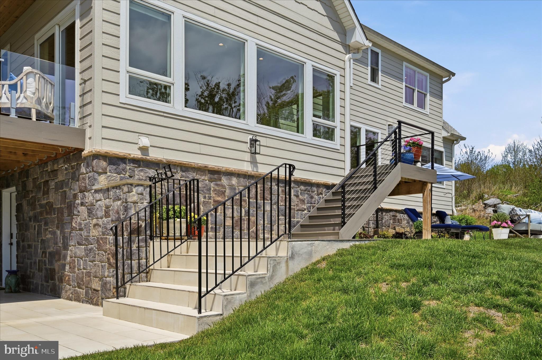 POTOMAC OVERLOOK ESTATES - Residential