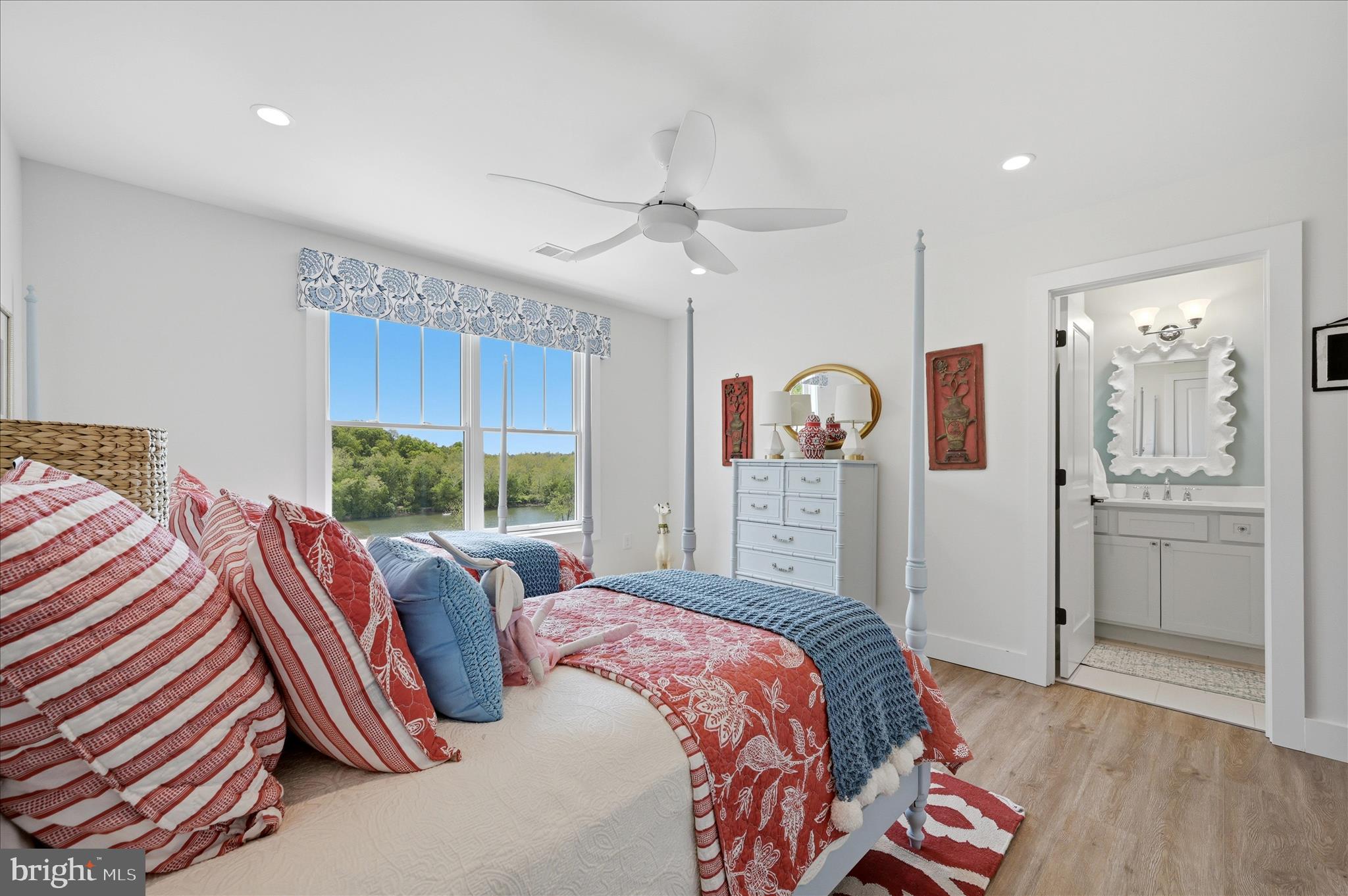 POTOMAC OVERLOOK ESTATES - Residential