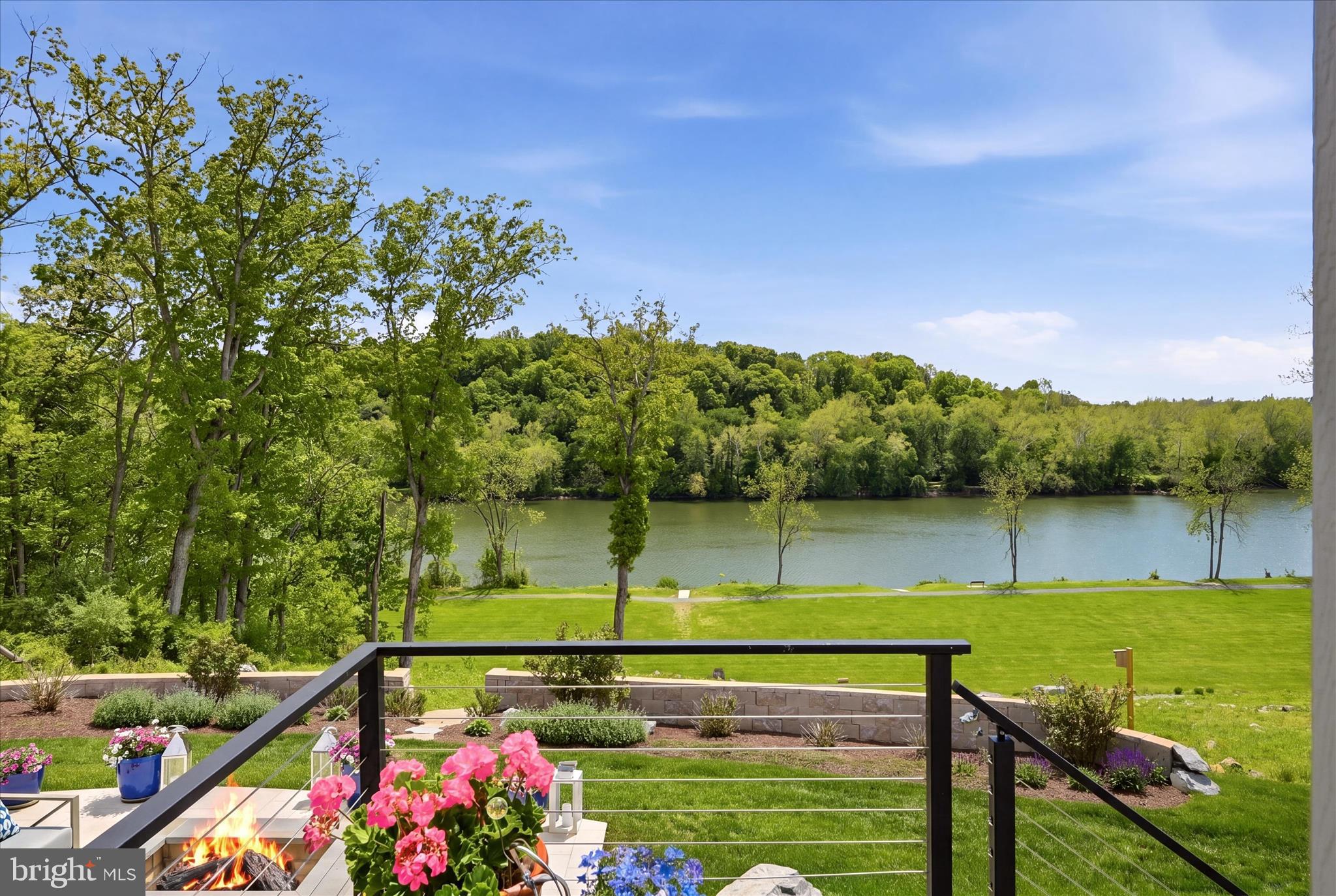 POTOMAC OVERLOOK ESTATES - Residential