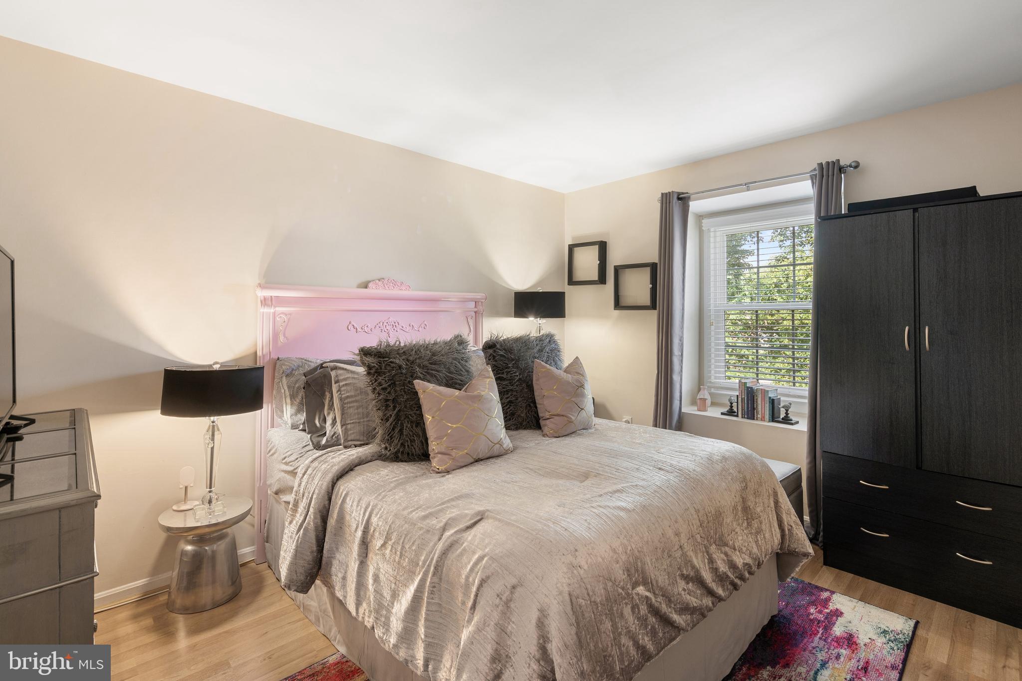 MERION STATION - Residential