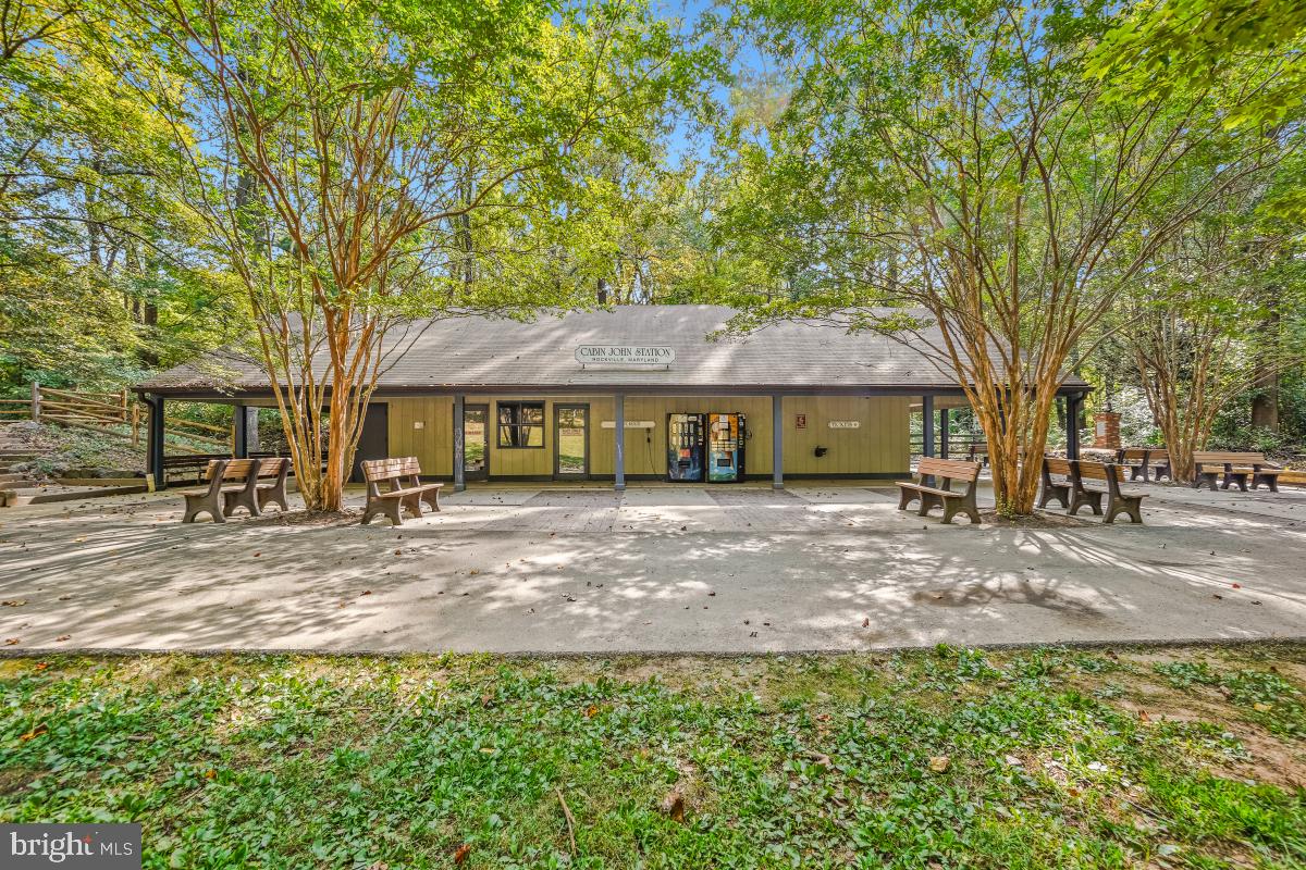 CHELSEA TOWERS - Residential