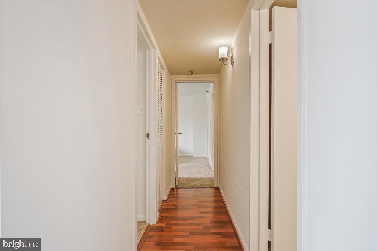 CHELSEA TOWERS - Residential