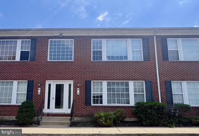 PHILADELPHIA (NORTHEAST) - Residential