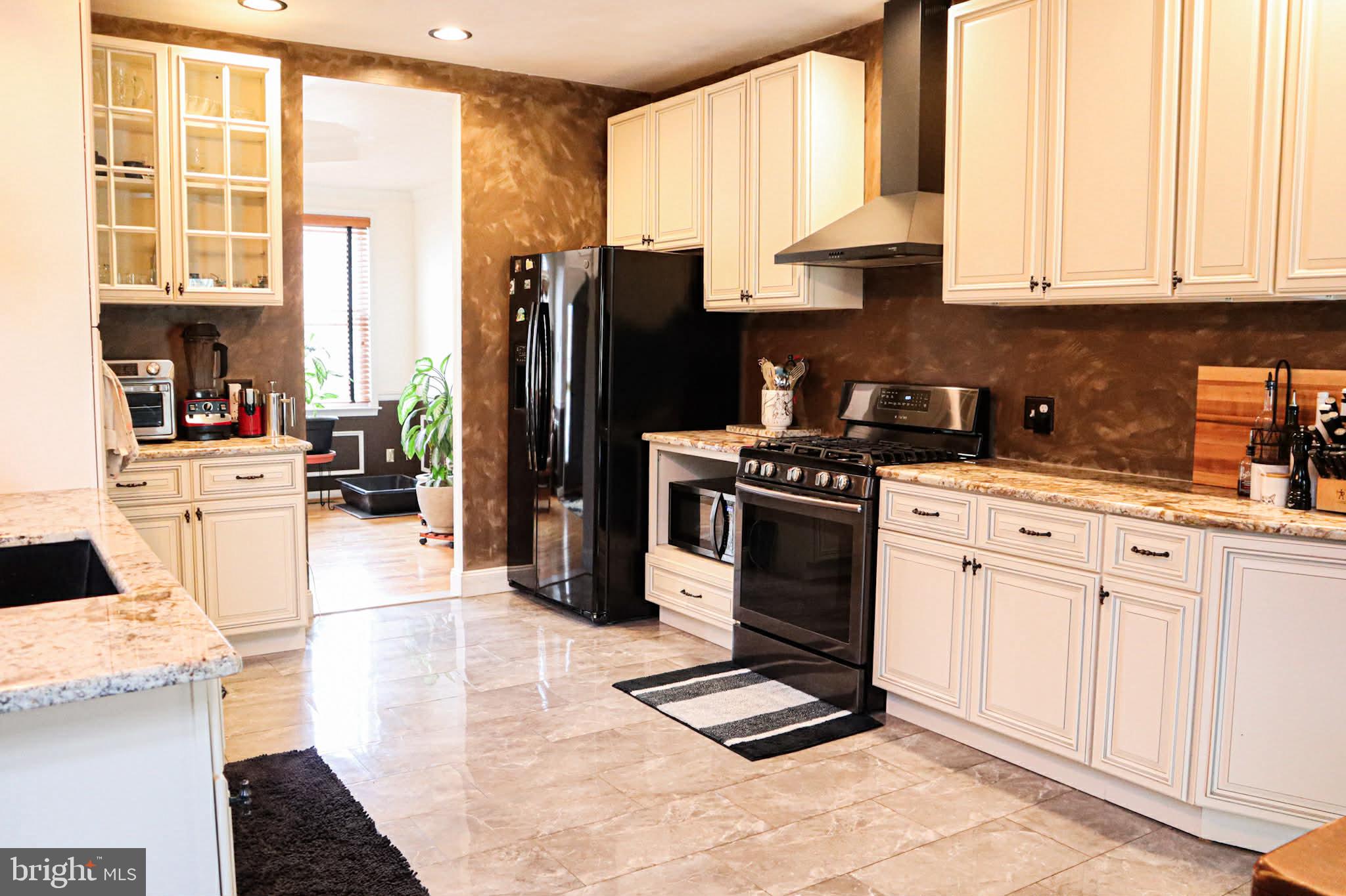 WHITAKER WOODS - Residential