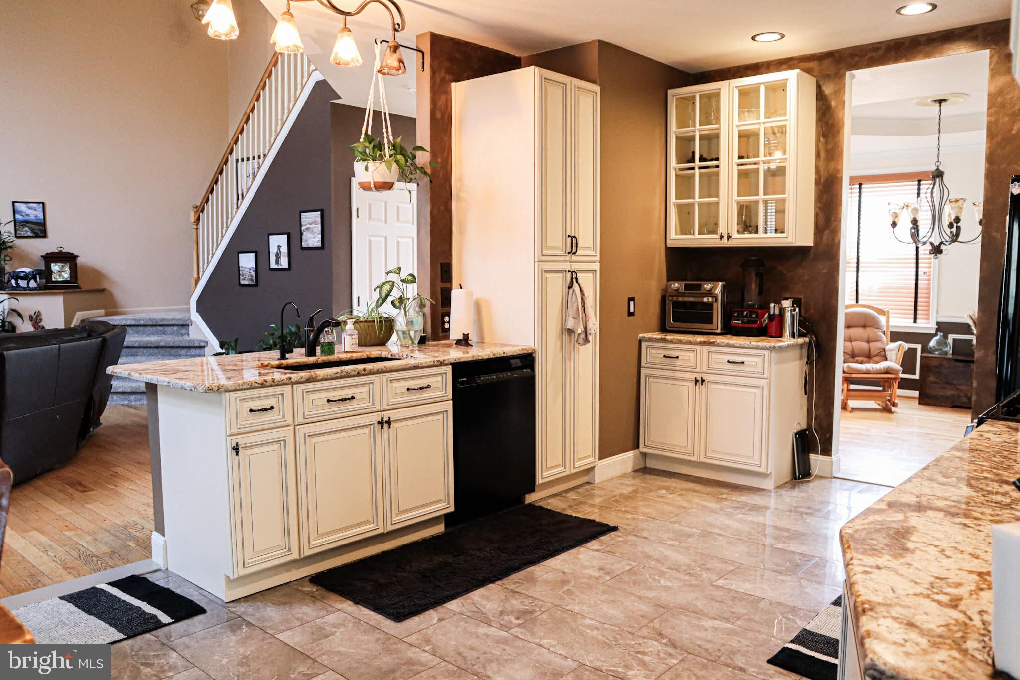 WHITAKER WOODS - Residential