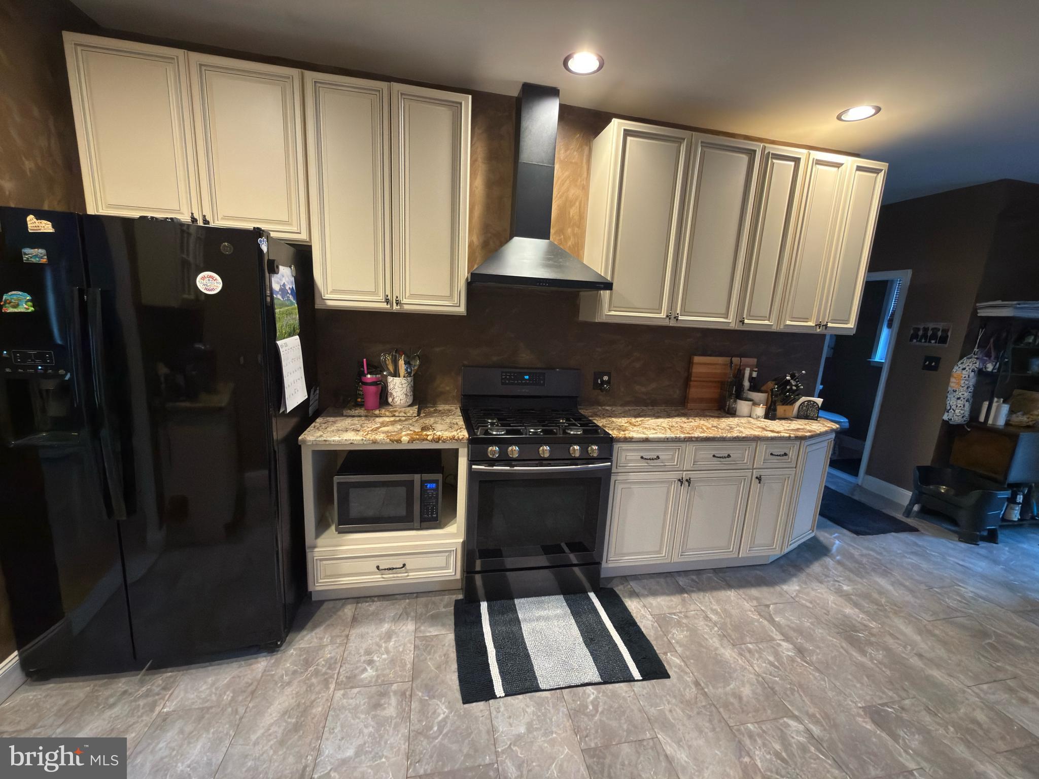 WHITAKER WOODS - Residential