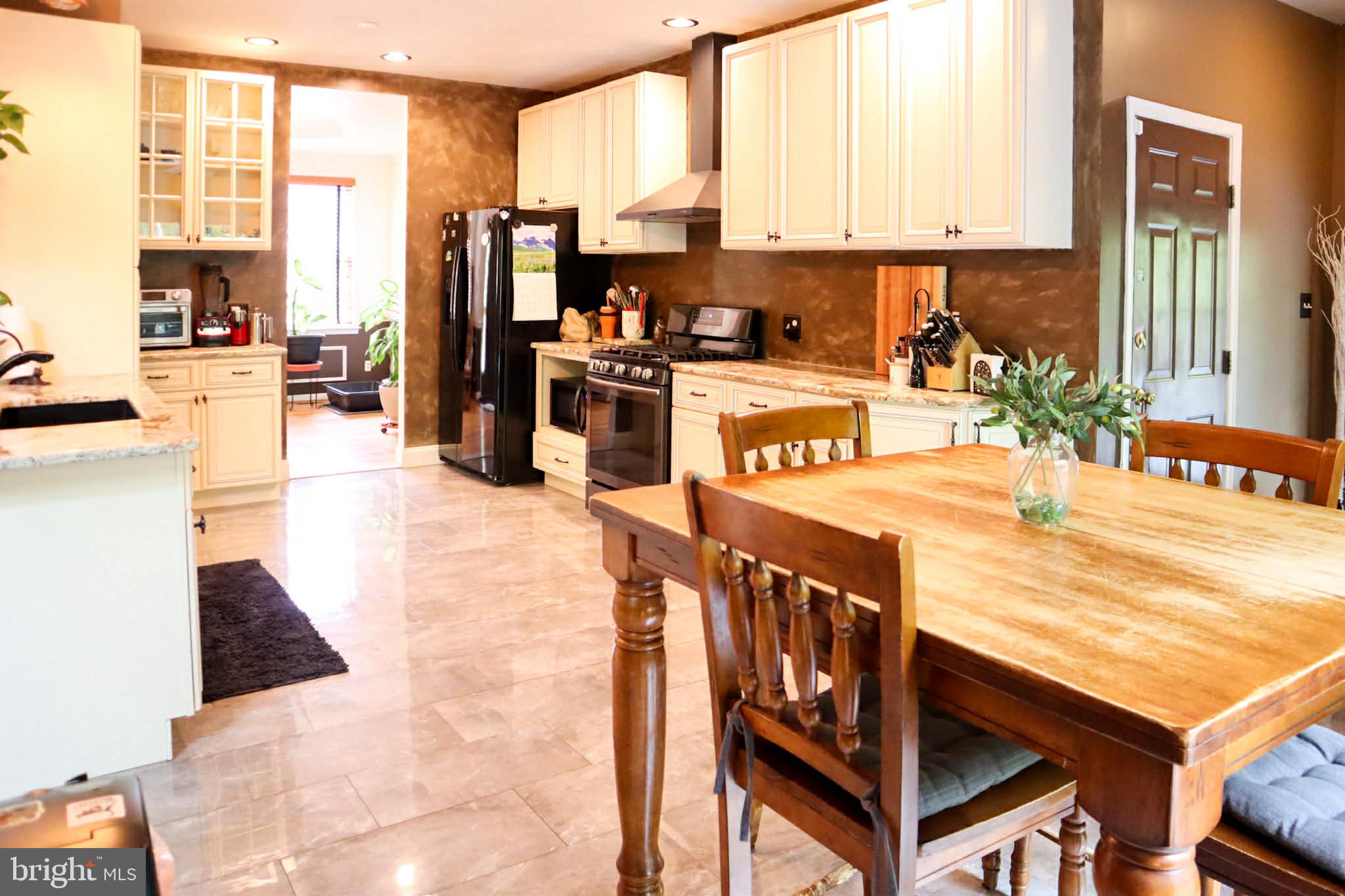 WHITAKER WOODS - Residential
