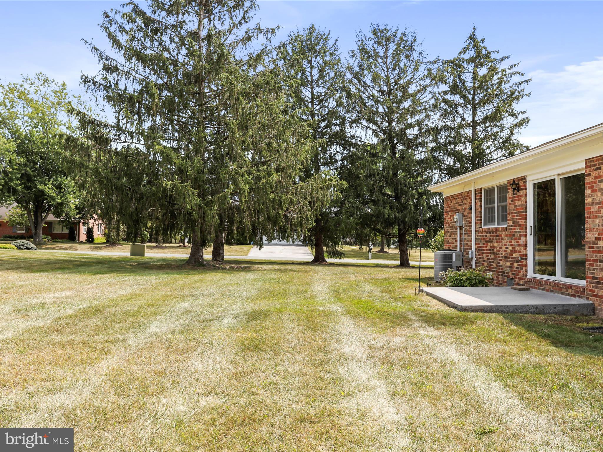 WAKELAND MANOR - Residential