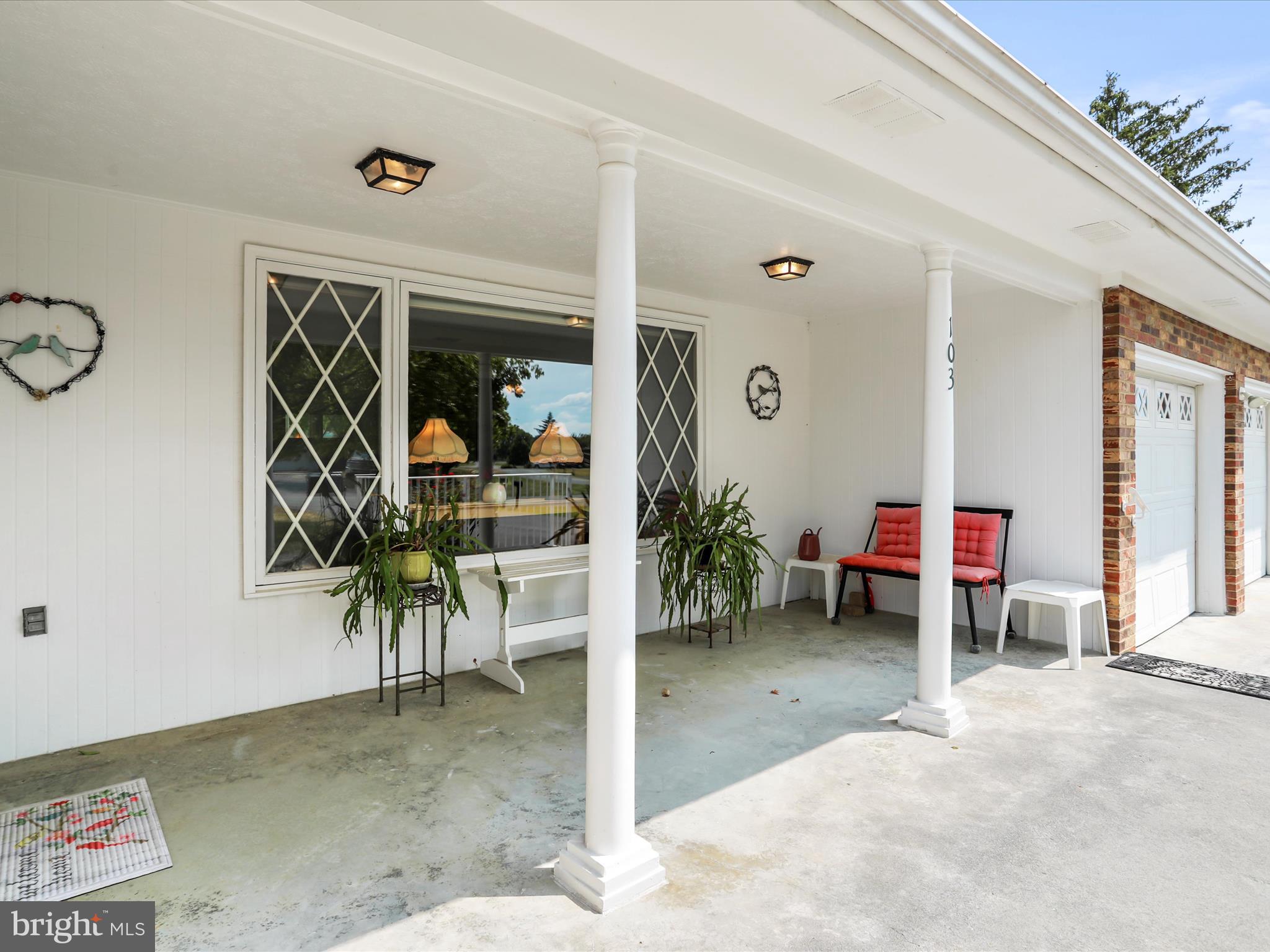 WAKELAND MANOR - Residential