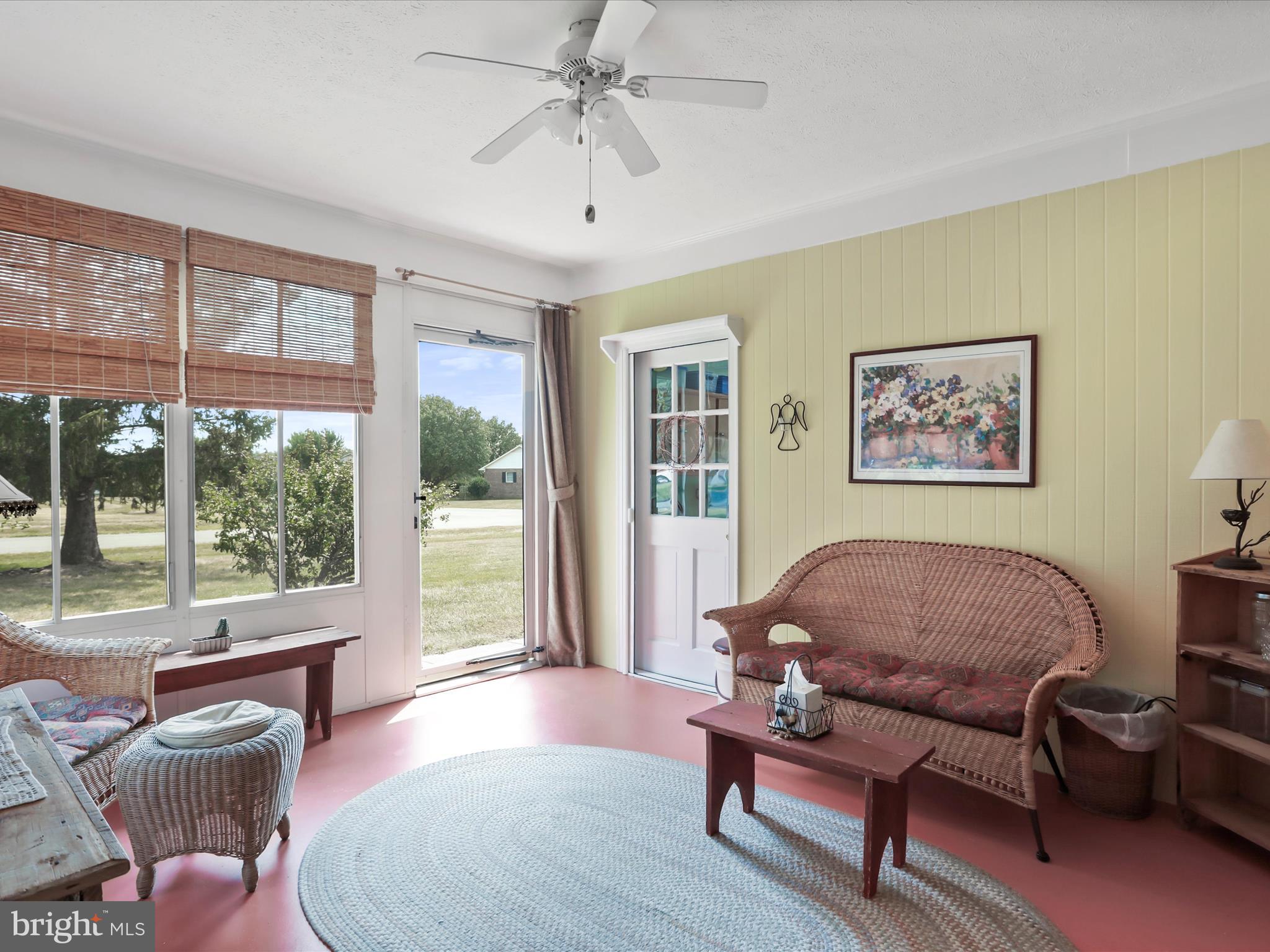 WAKELAND MANOR - Residential