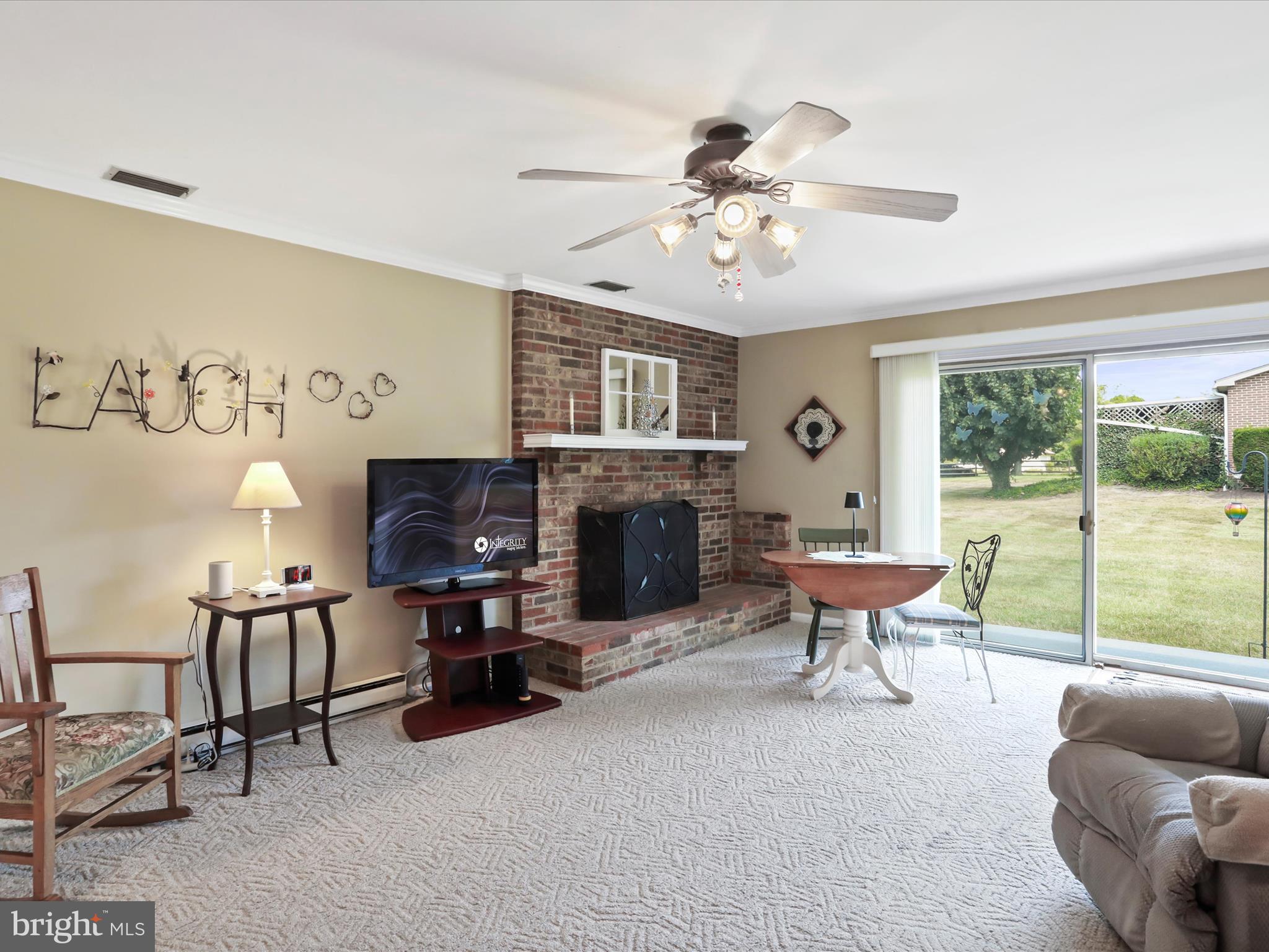 WAKELAND MANOR - Residential