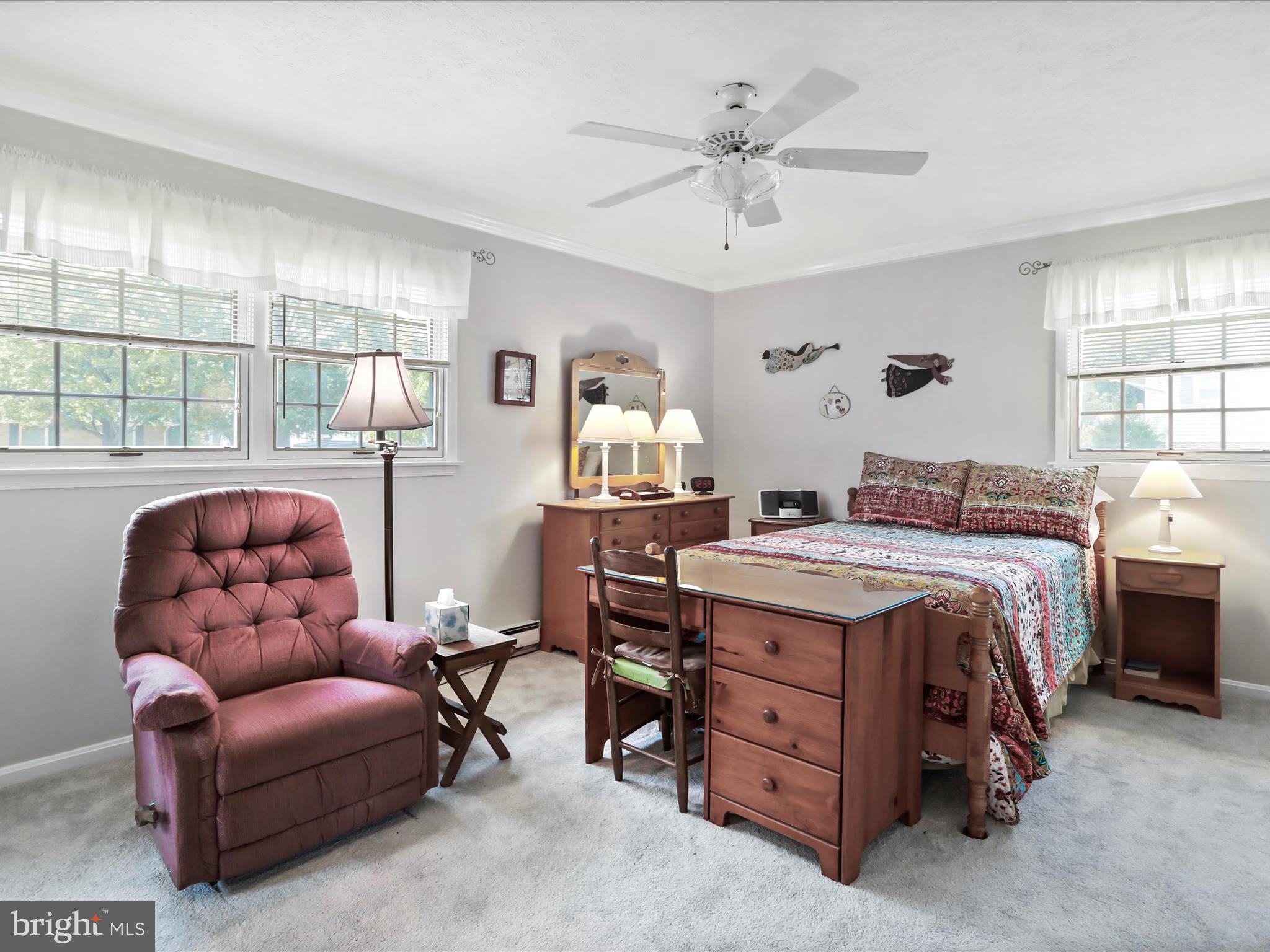 WAKELAND MANOR - Residential