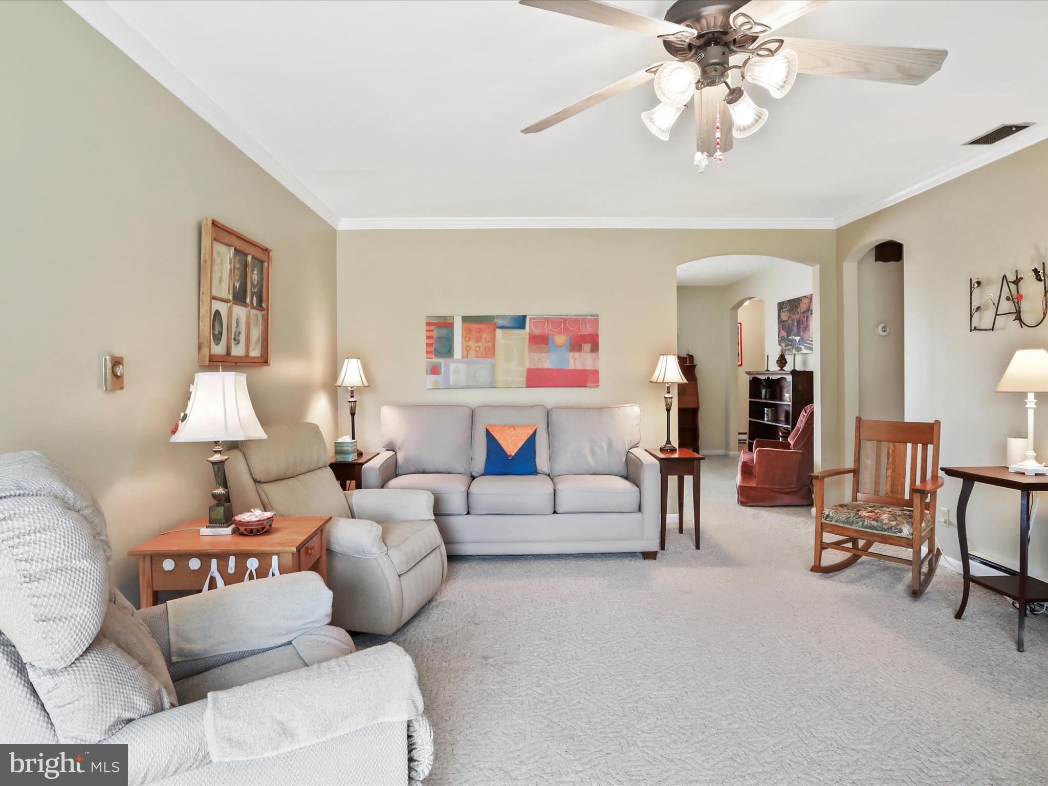 WAKELAND MANOR - Residential