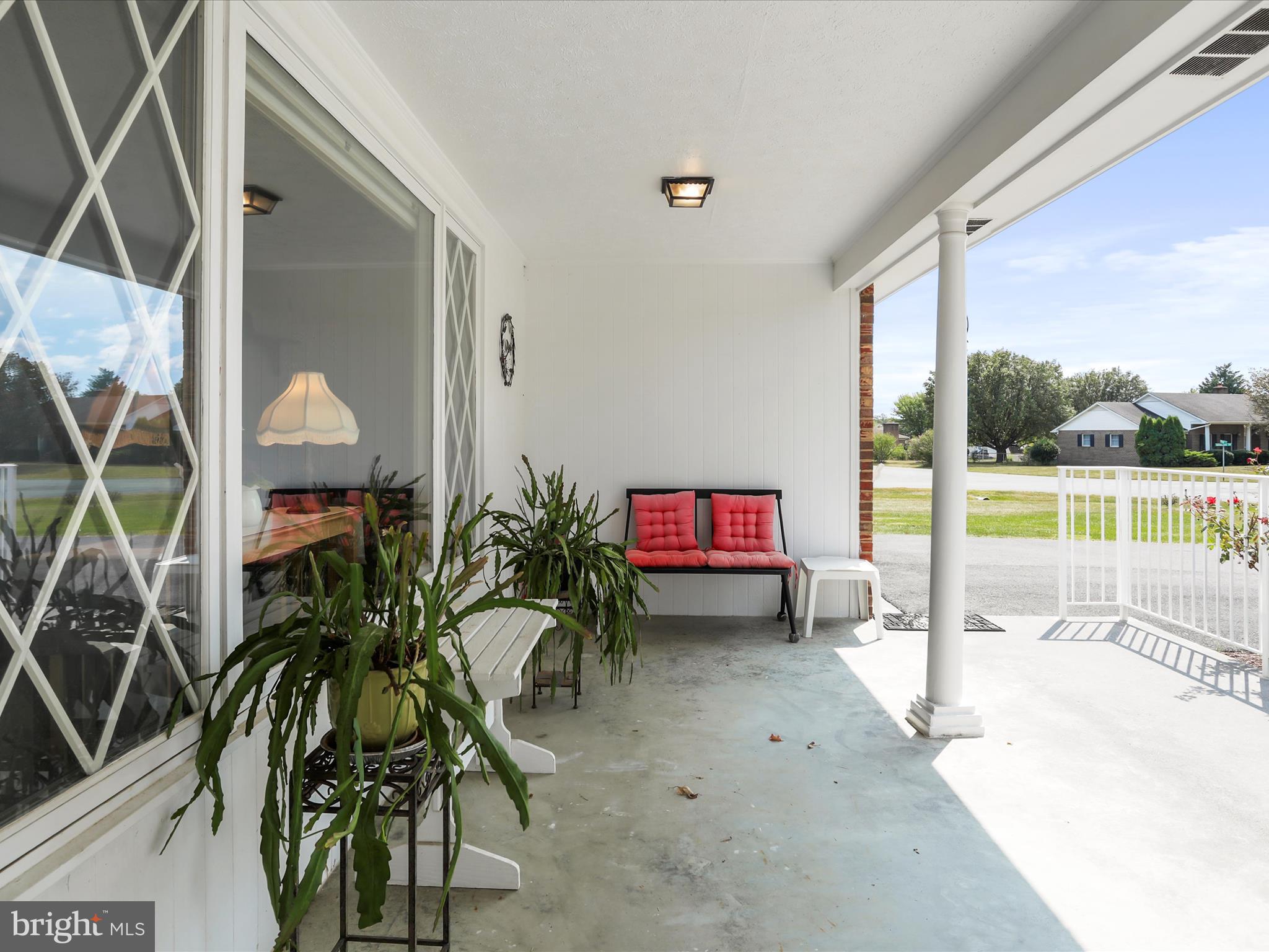 WAKELAND MANOR - Residential