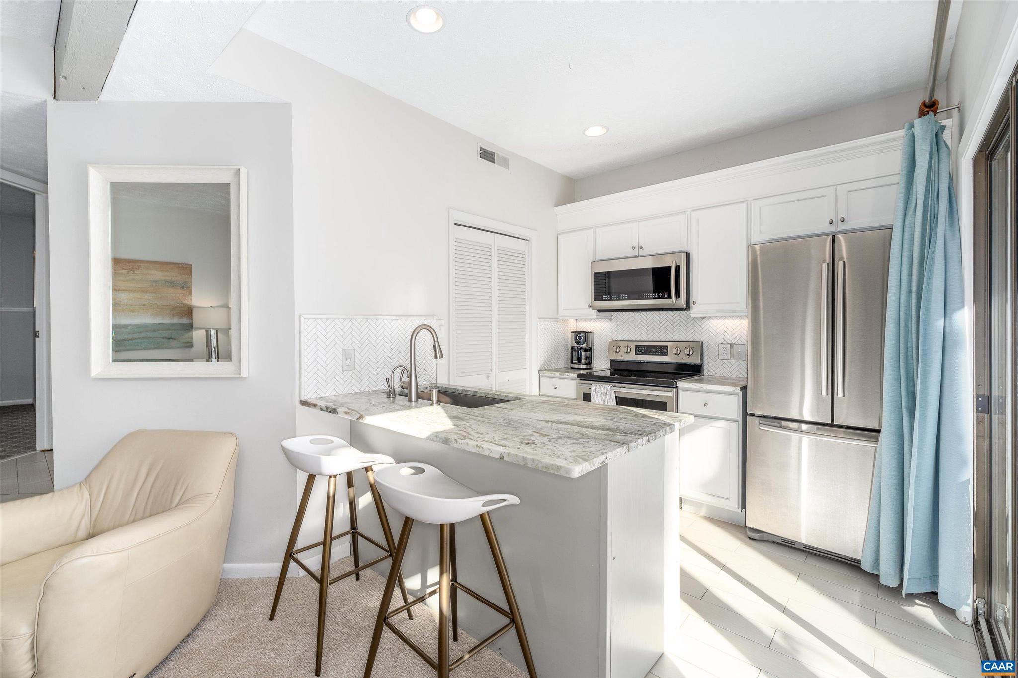 WINTERGREEN RESORT - Residential