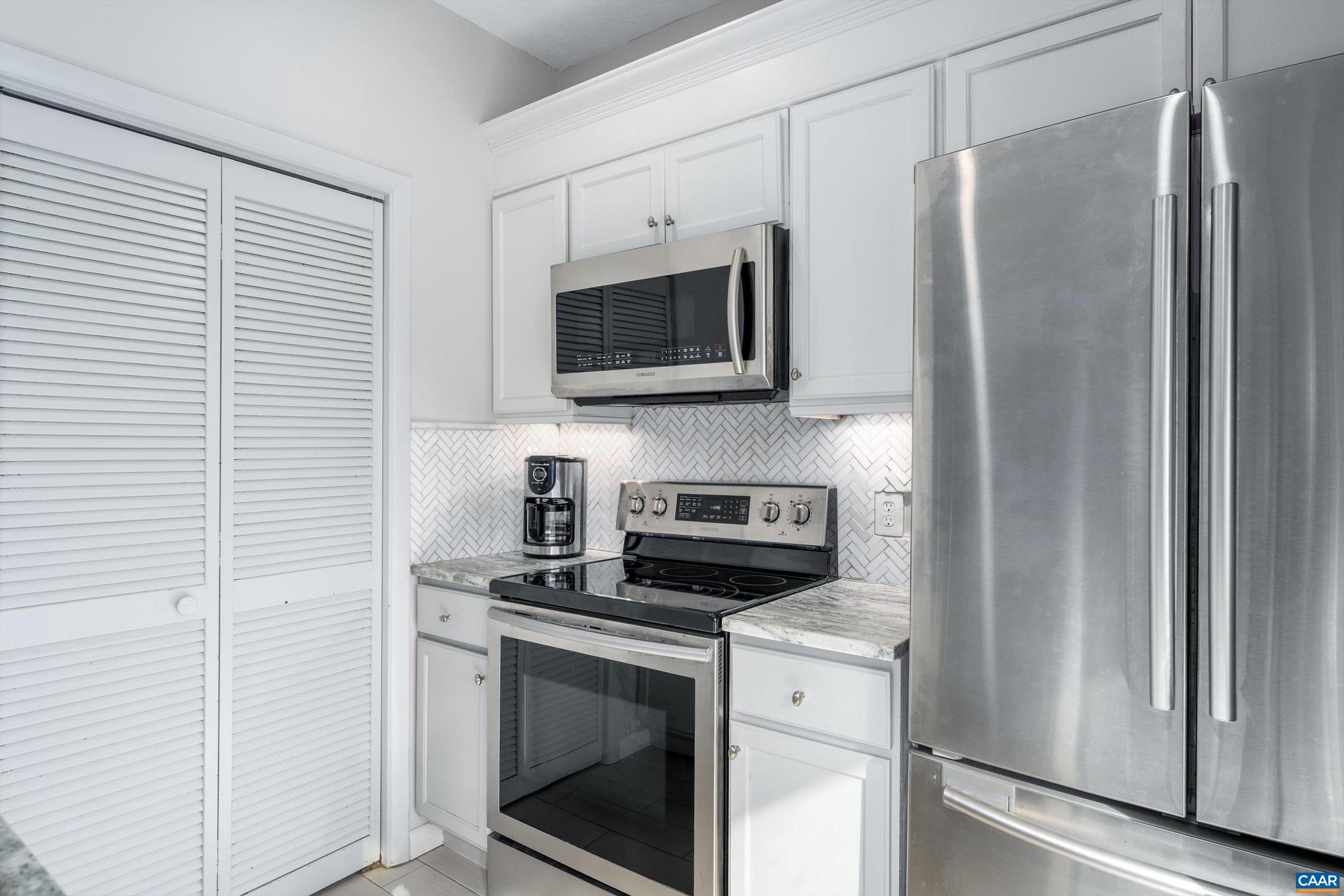 WINTERGREEN RESORT - Residential