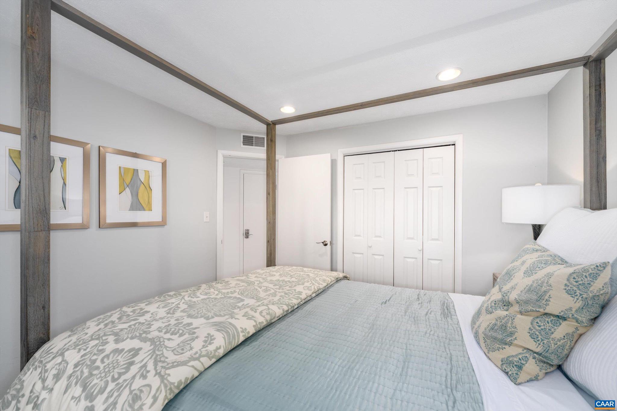 WINTERGREEN RESORT - Residential