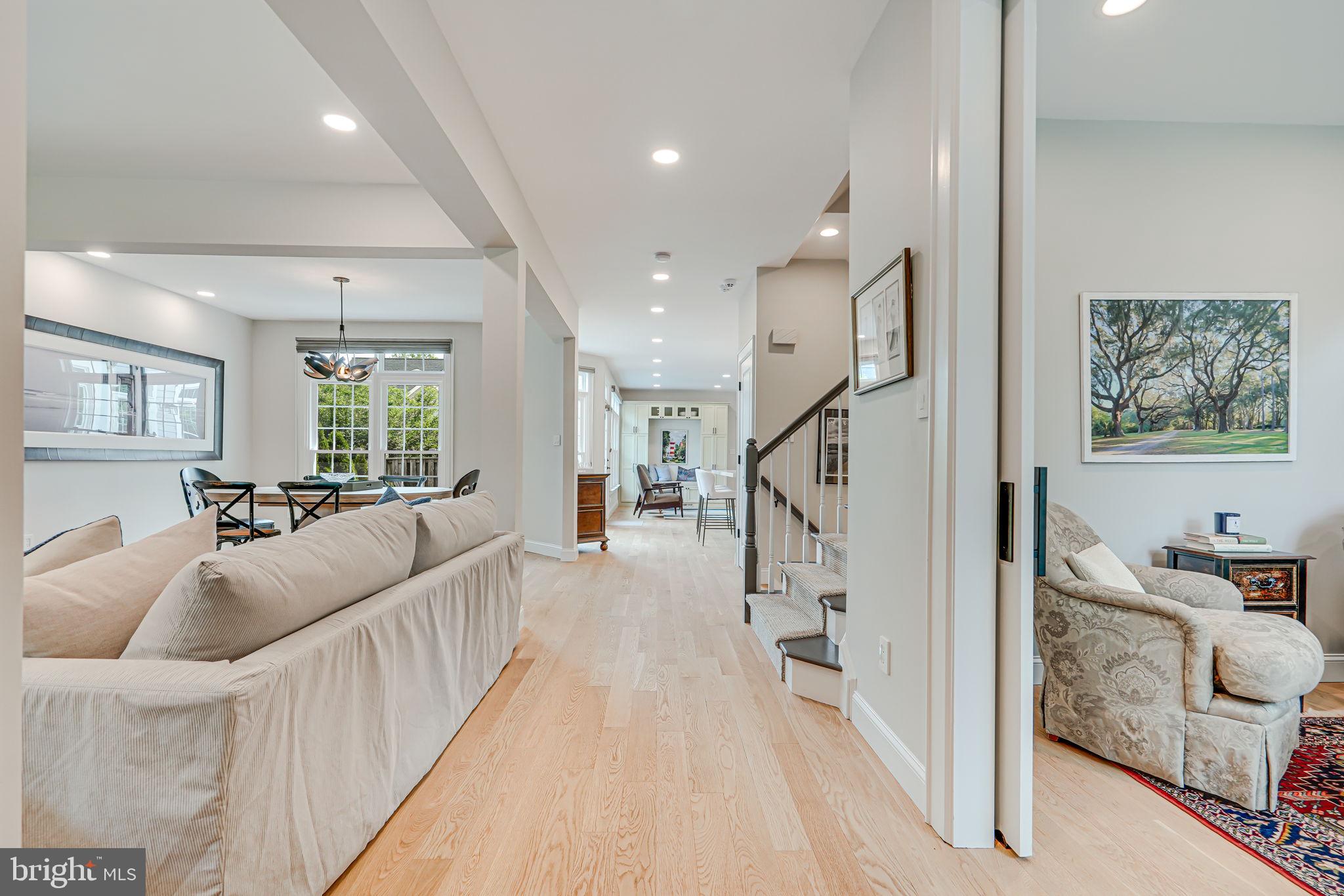 MCLEAN VILLAGE - Residential