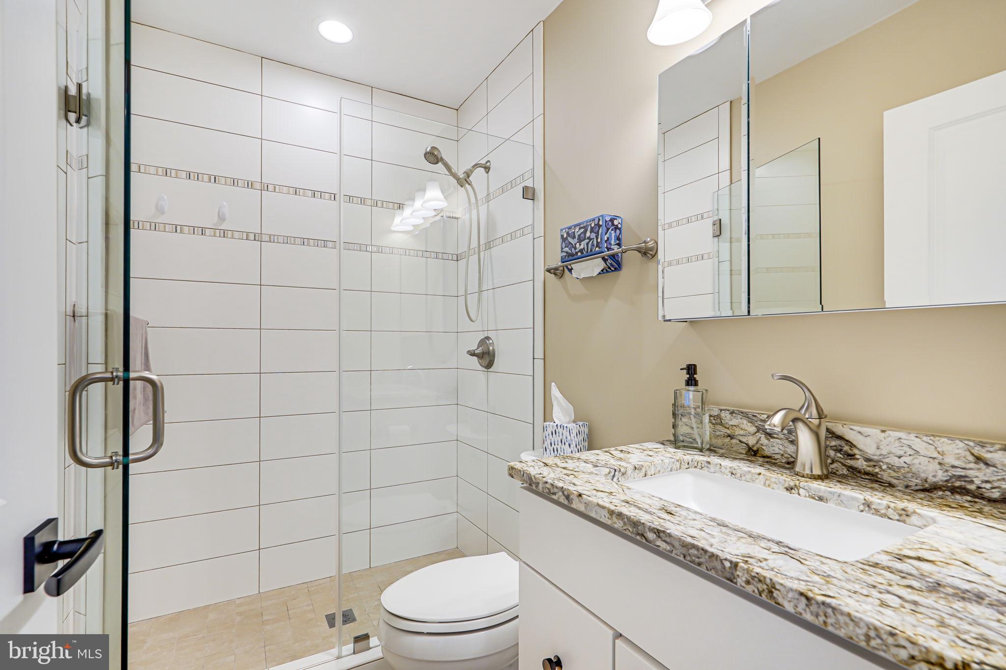 MCLEAN VILLAGE - Residential