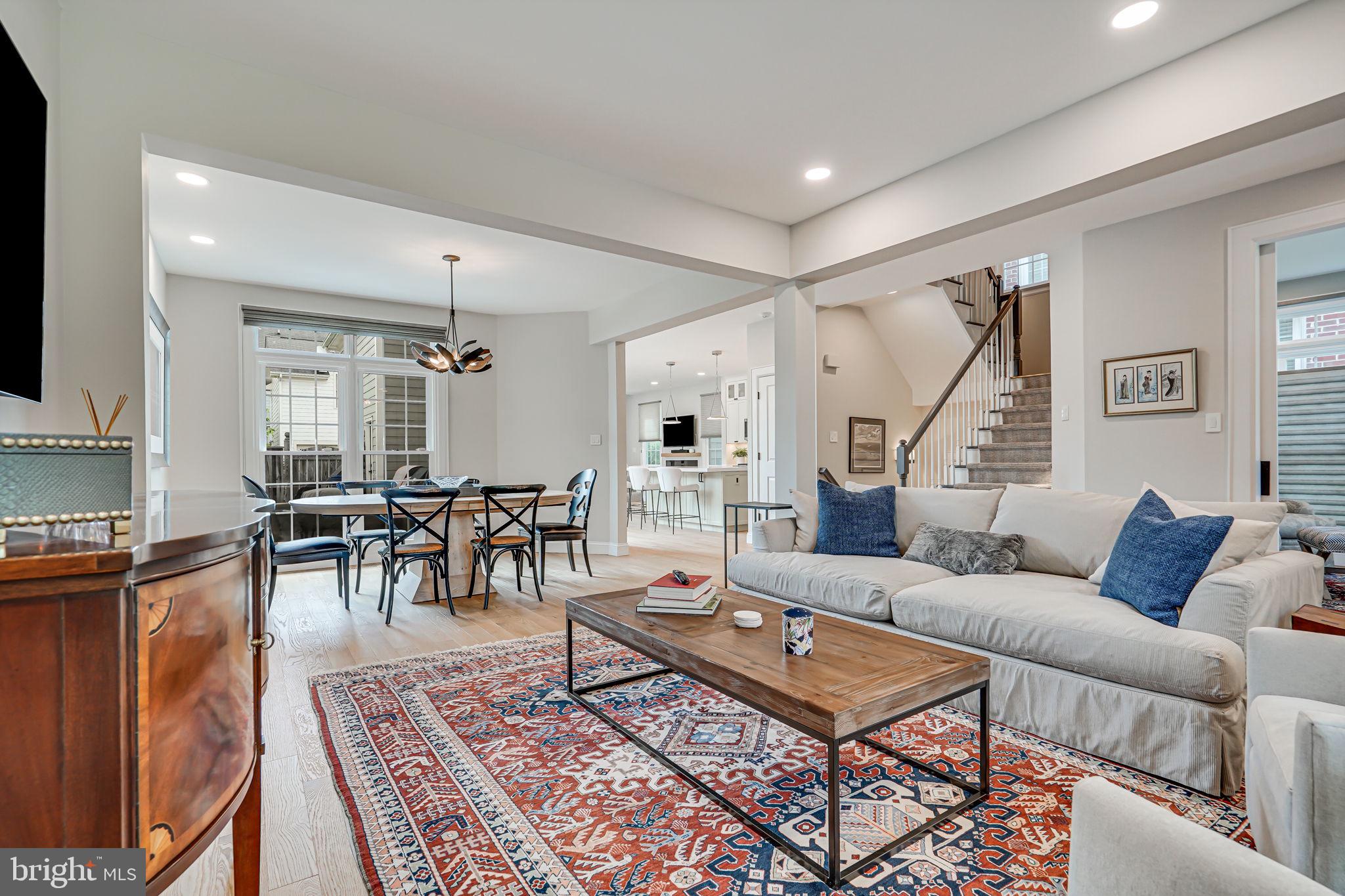 MCLEAN VILLAGE - Residential