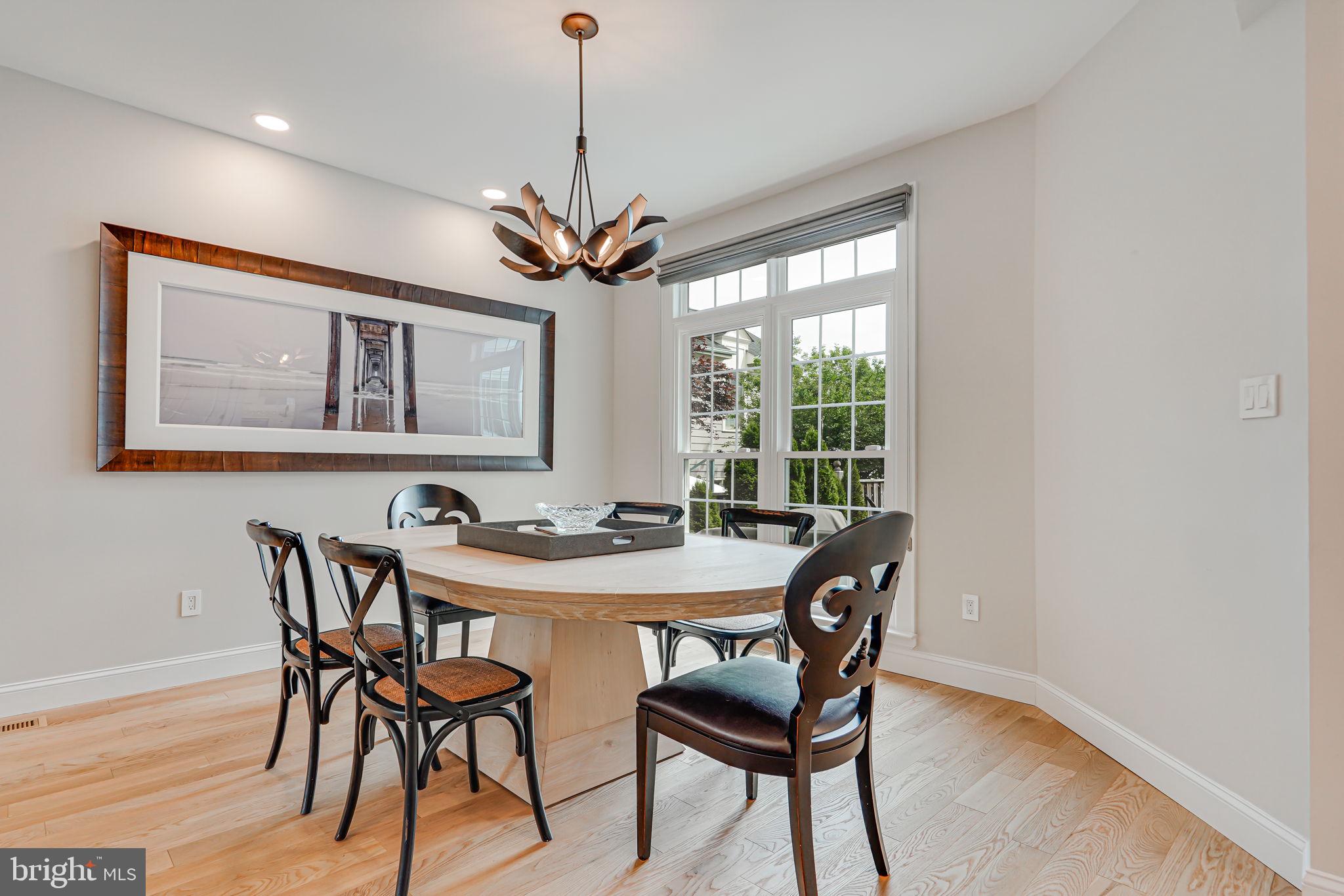 MCLEAN VILLAGE - Residential