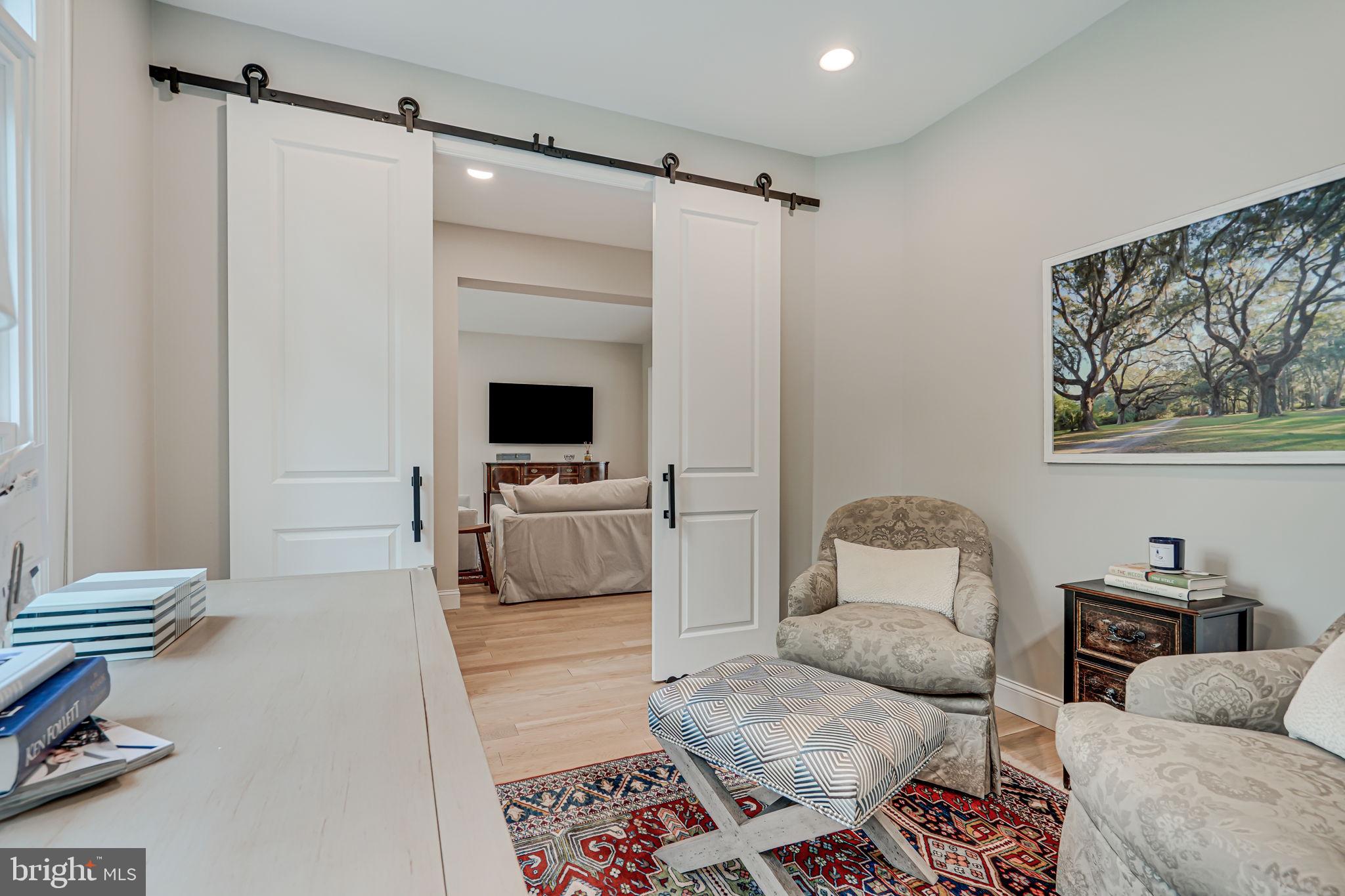 MCLEAN VILLAGE - Residential