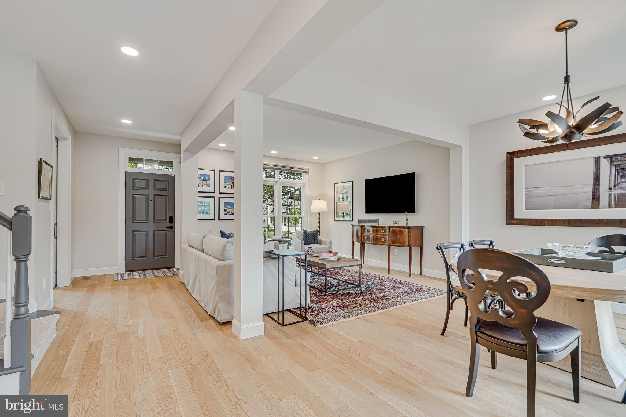 MCLEAN VILLAGE - Residential