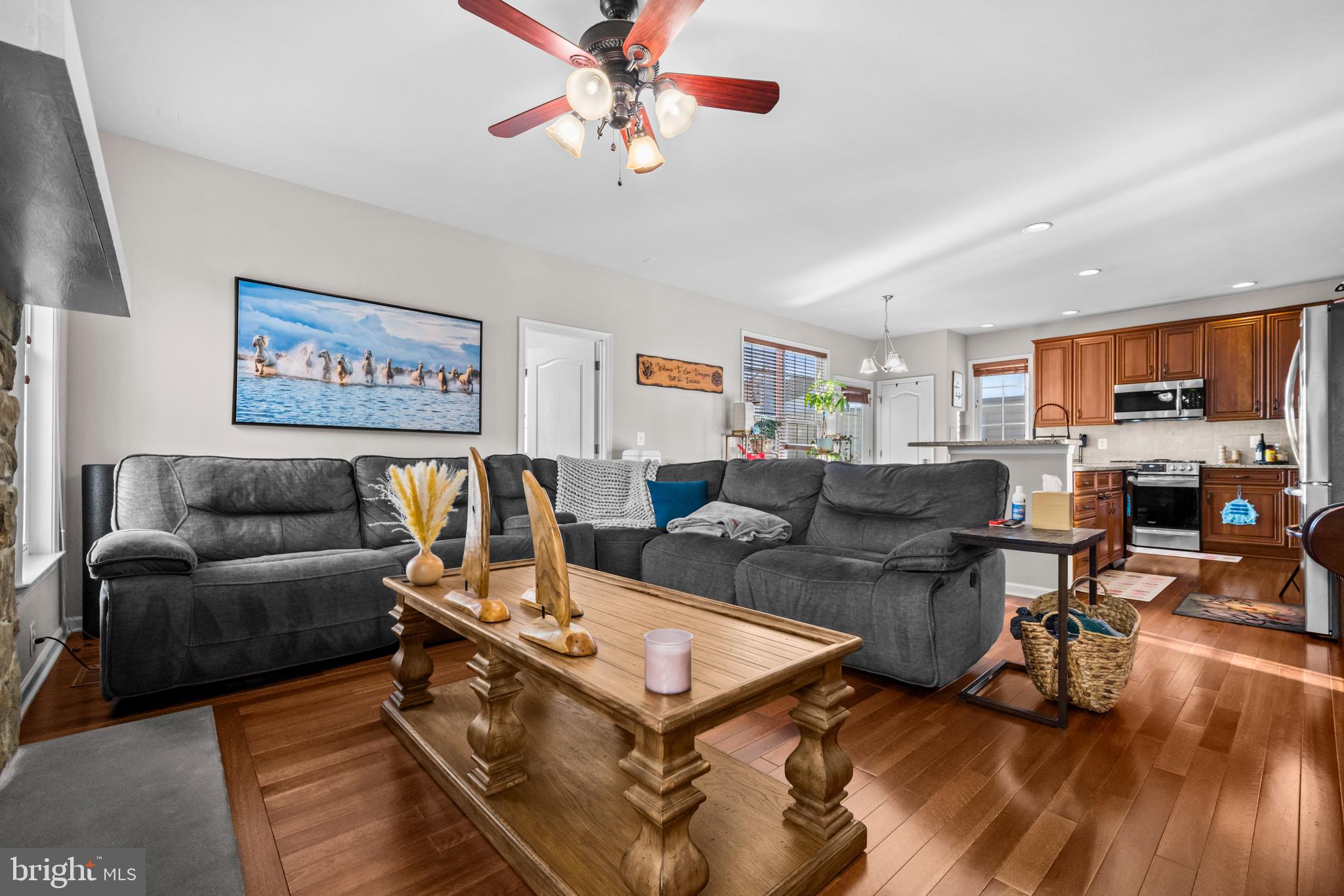 DOMINION VALLEY COUNTRY CLUB - Residential