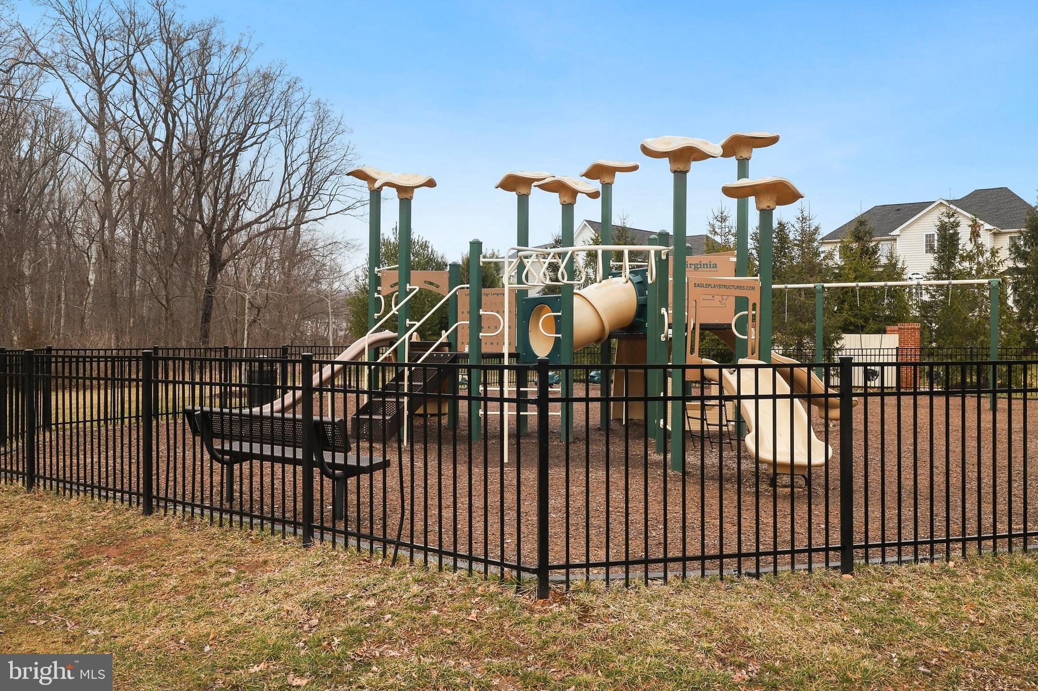 DOMINION VALLEY COUNTRY CLUB - Residential