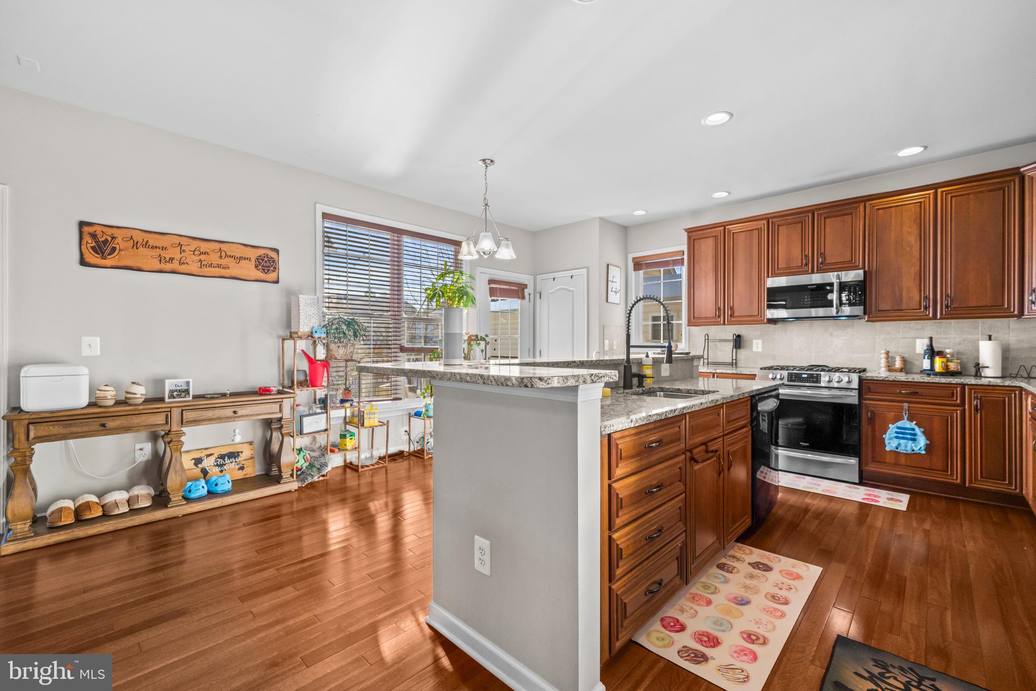 DOMINION VALLEY COUNTRY CLUB - Residential