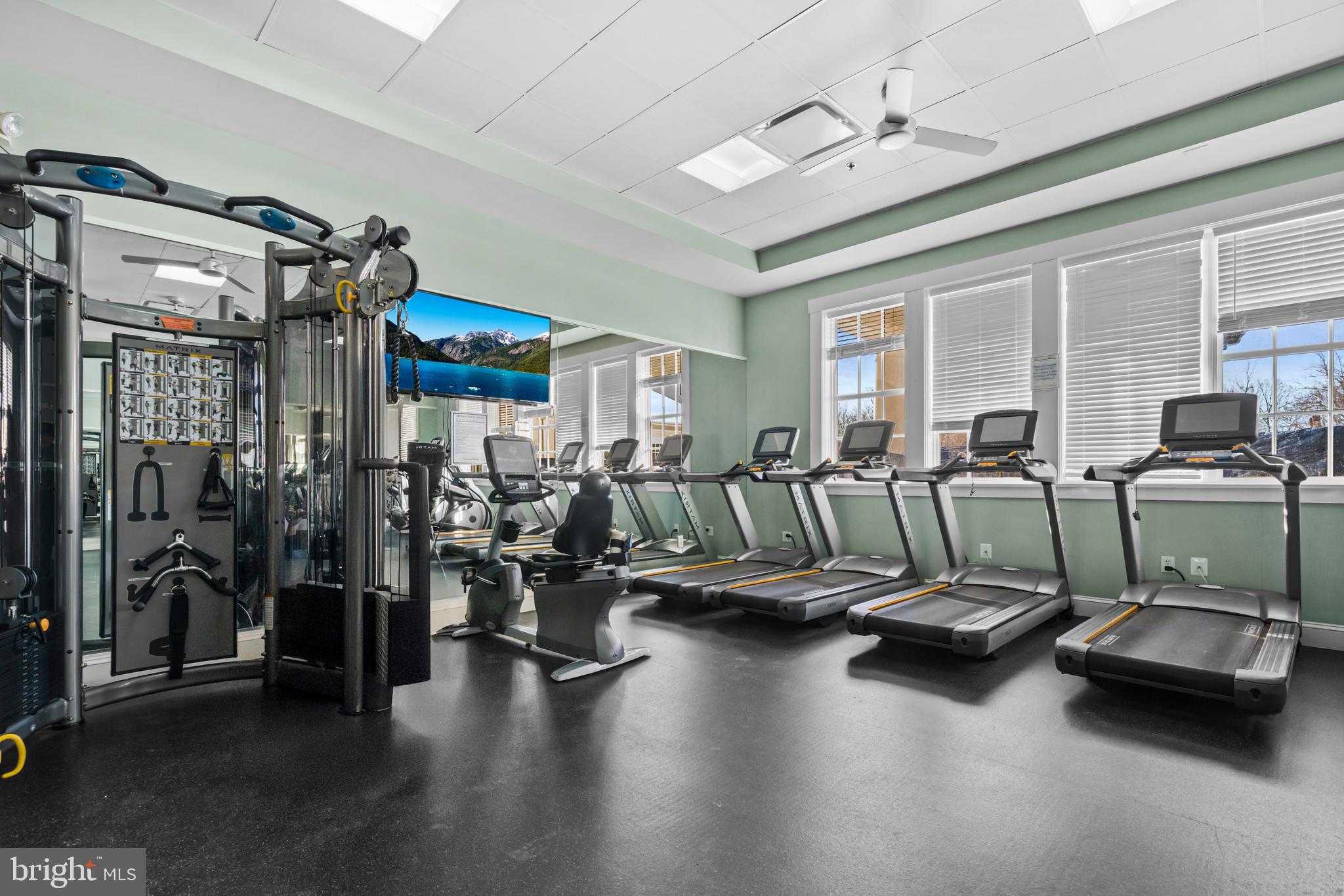 DOMINION VALLEY COUNTRY CLUB - Residential