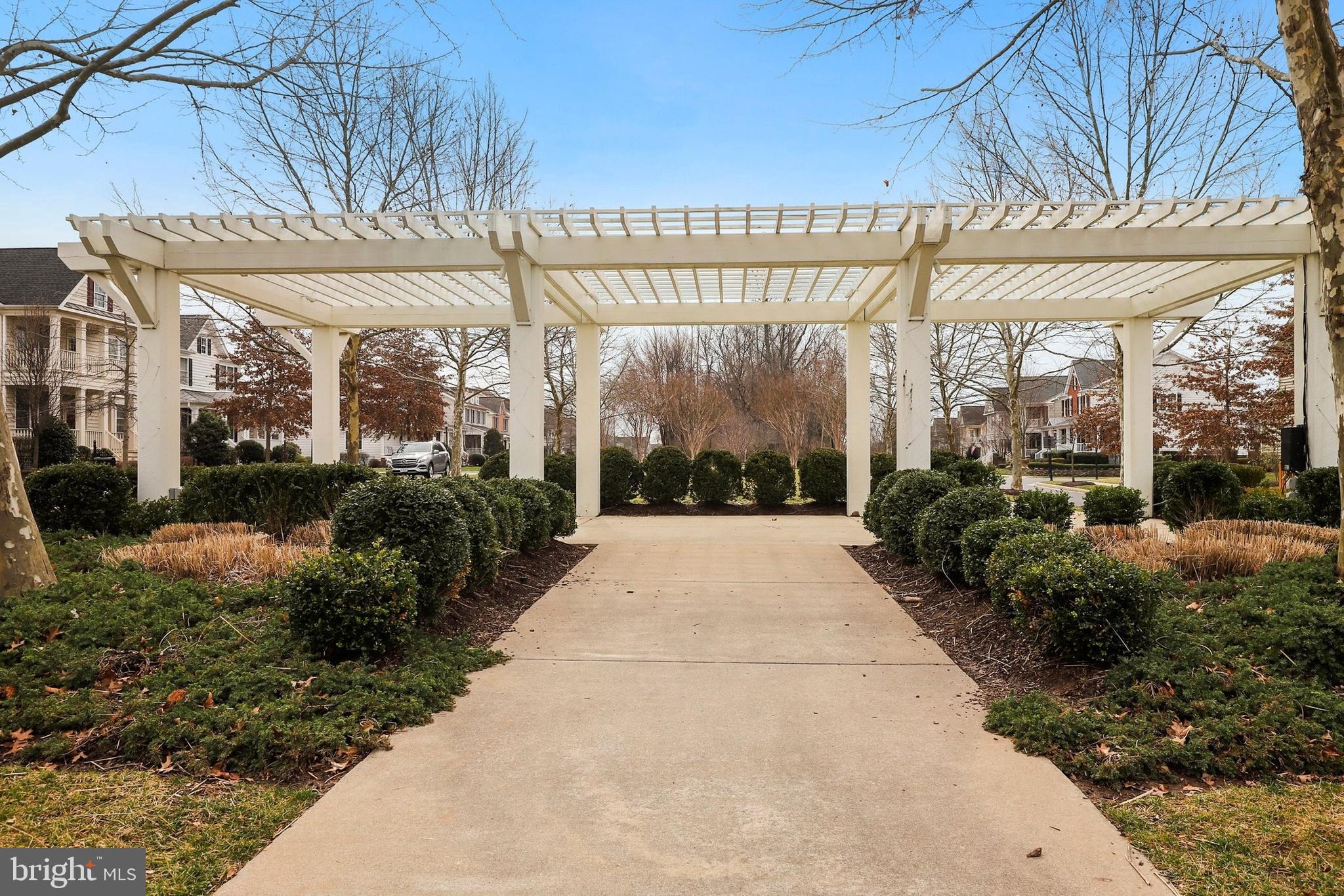 DOMINION VALLEY COUNTRY CLUB - Residential