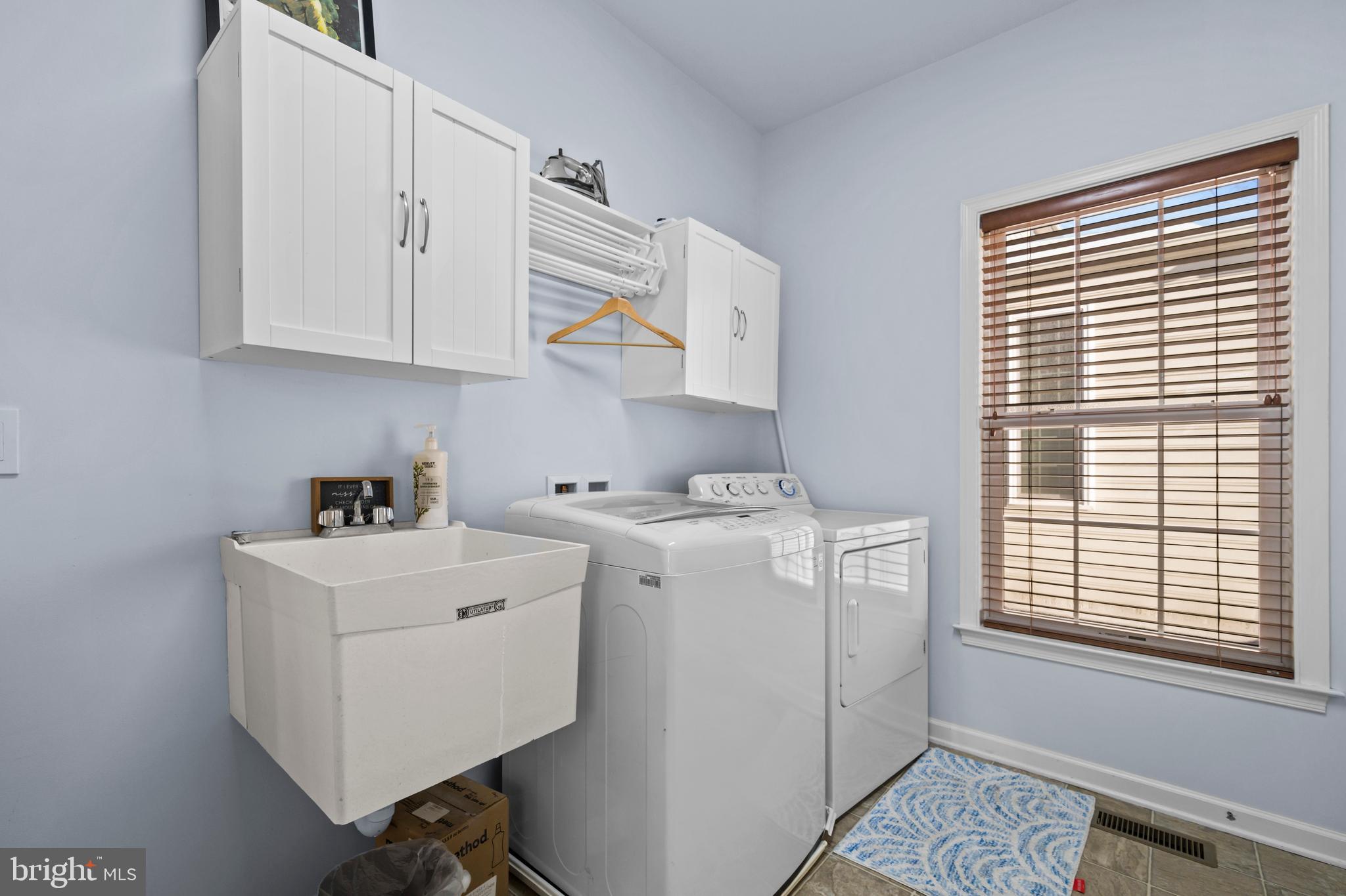 DOMINION VALLEY COUNTRY CLUB - Residential