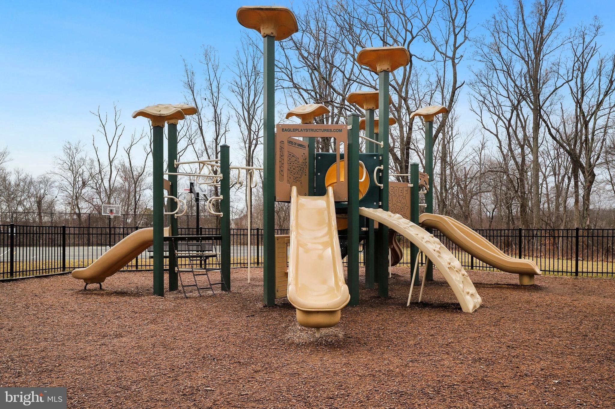 DOMINION VALLEY COUNTRY CLUB - Residential