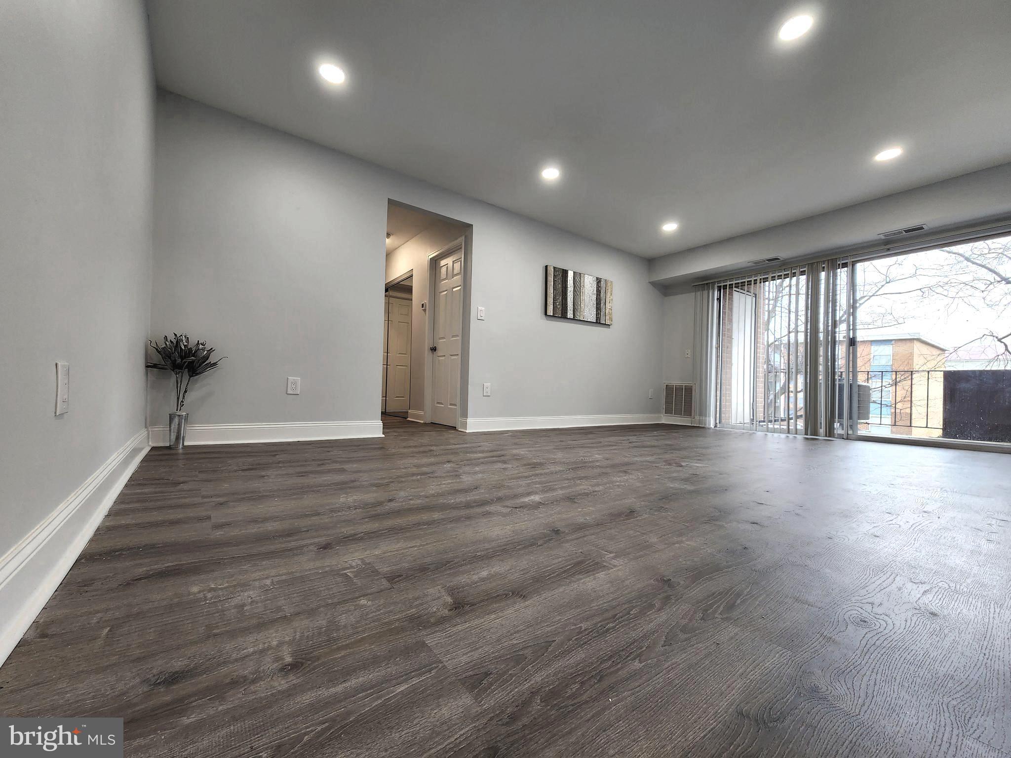 SUITLAND - Residential