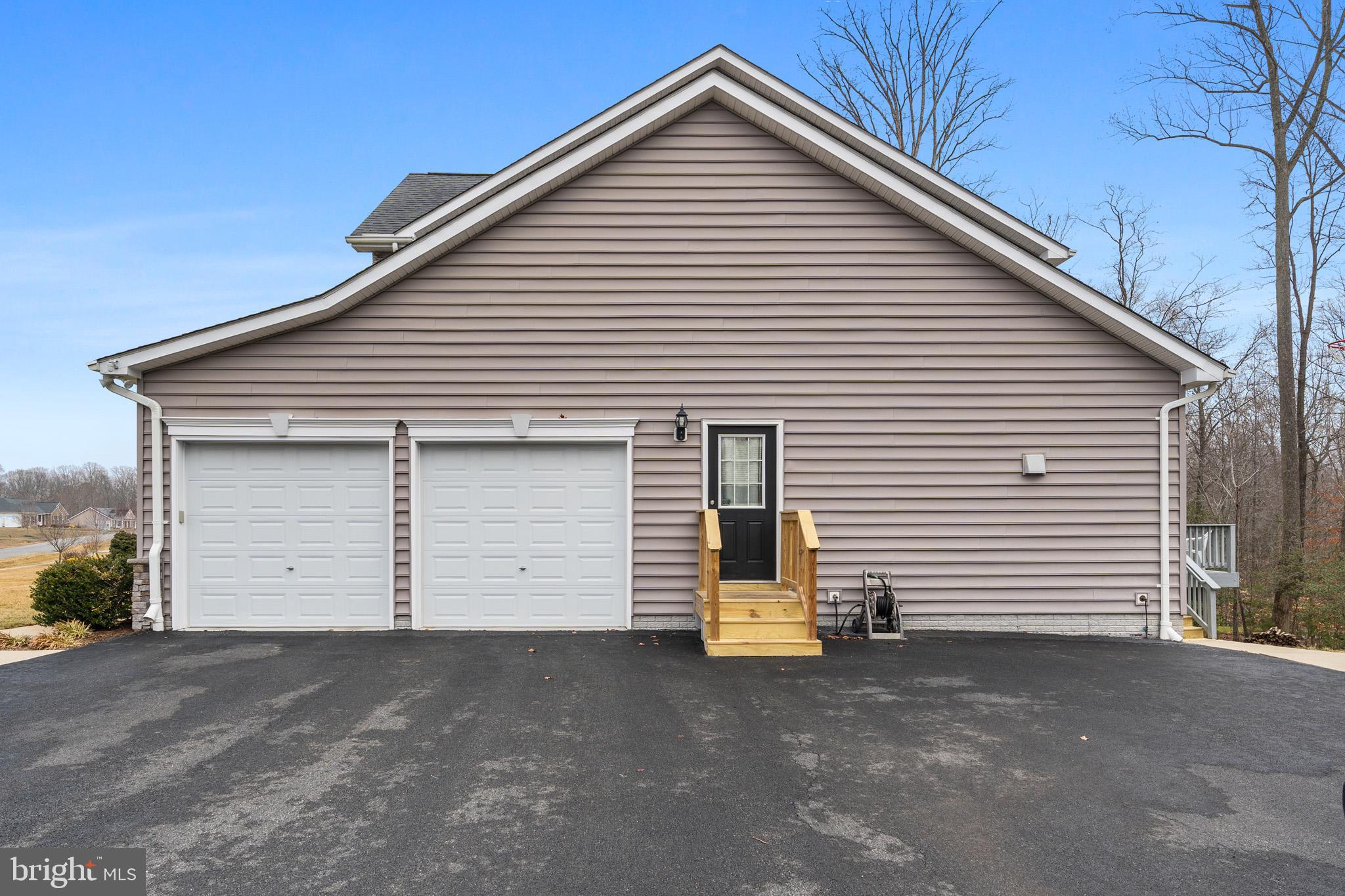 OAKLAND HALL - Residential