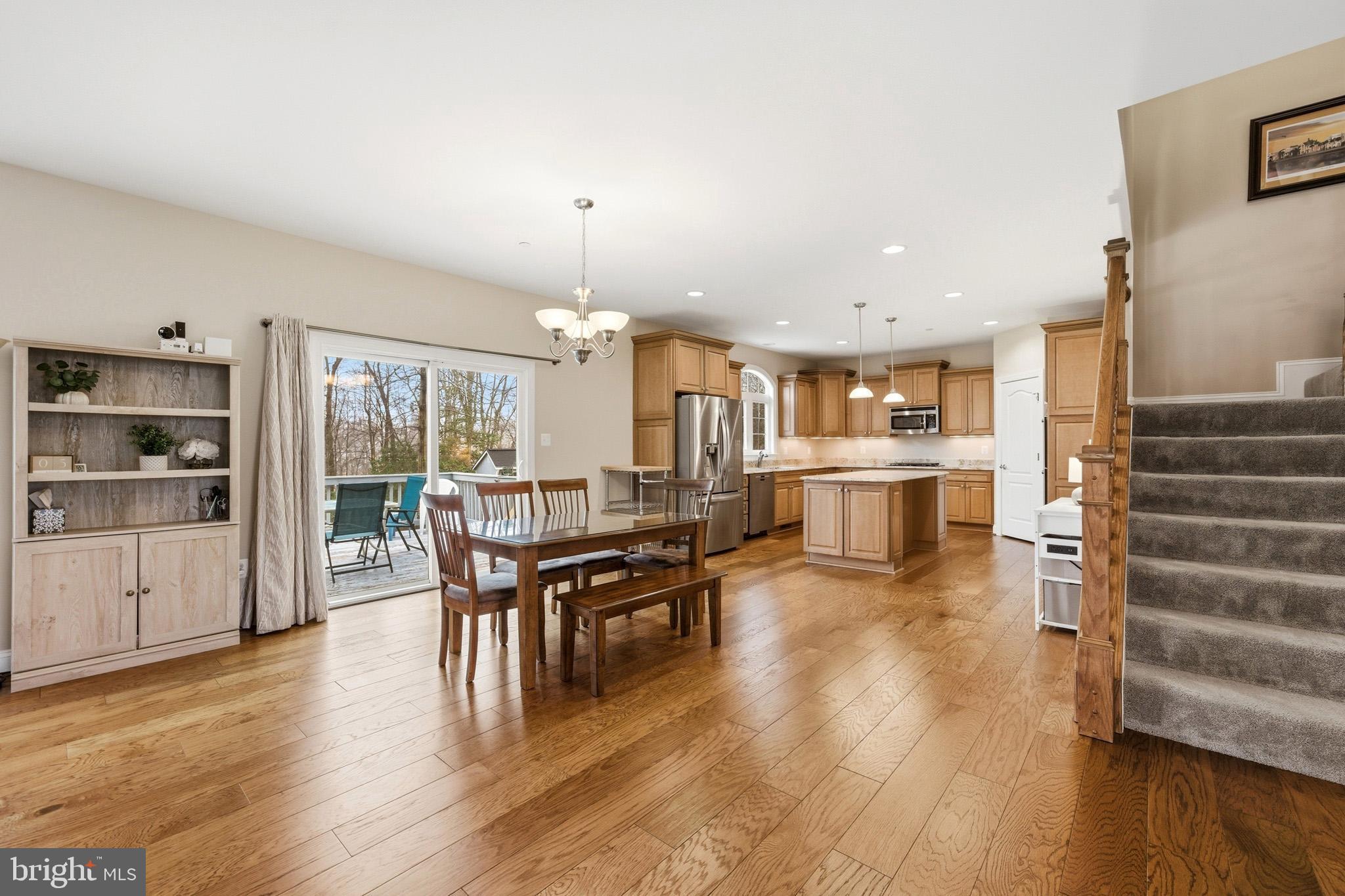 OAKLAND HALL - Residential