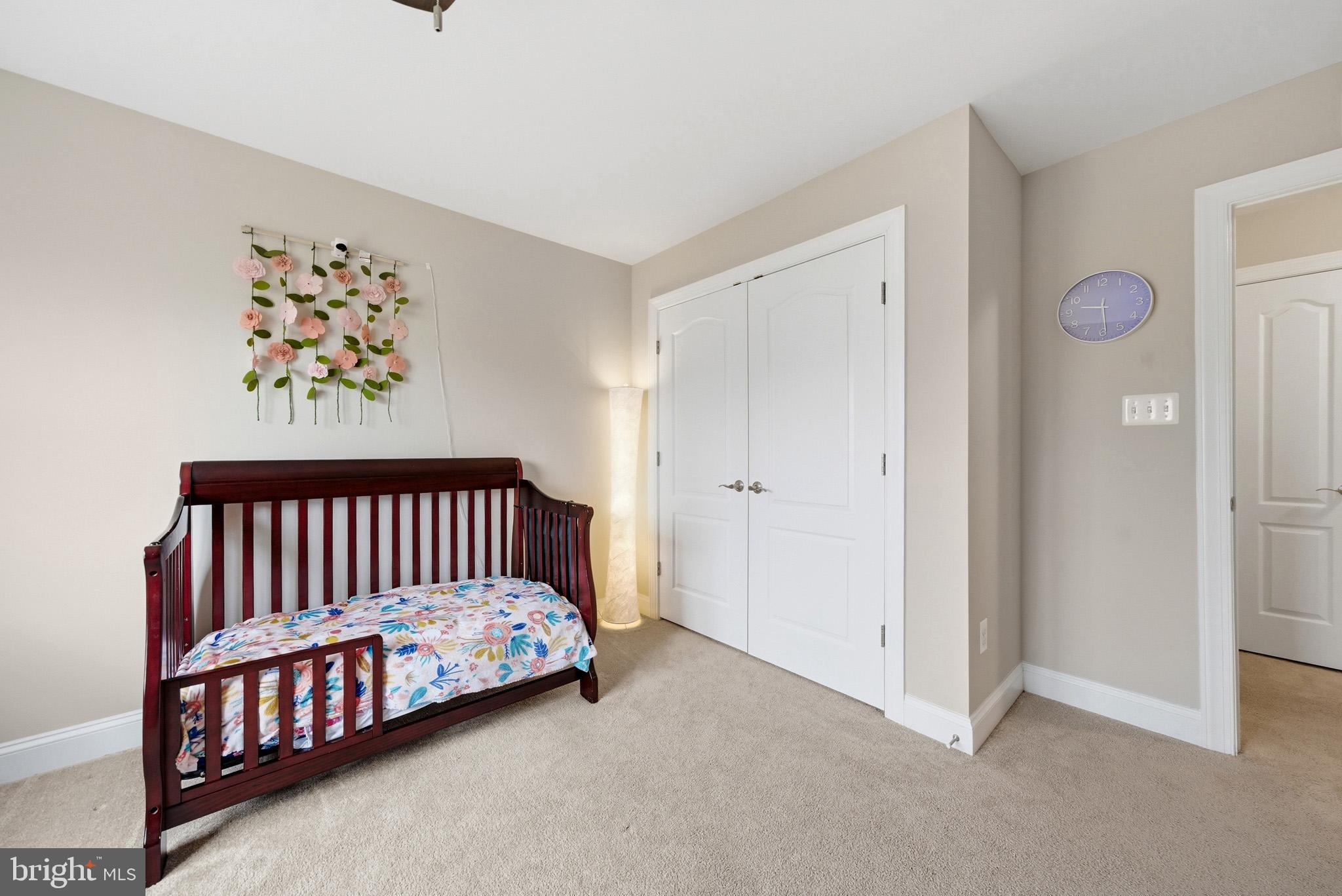 OAKLAND HALL - Residential