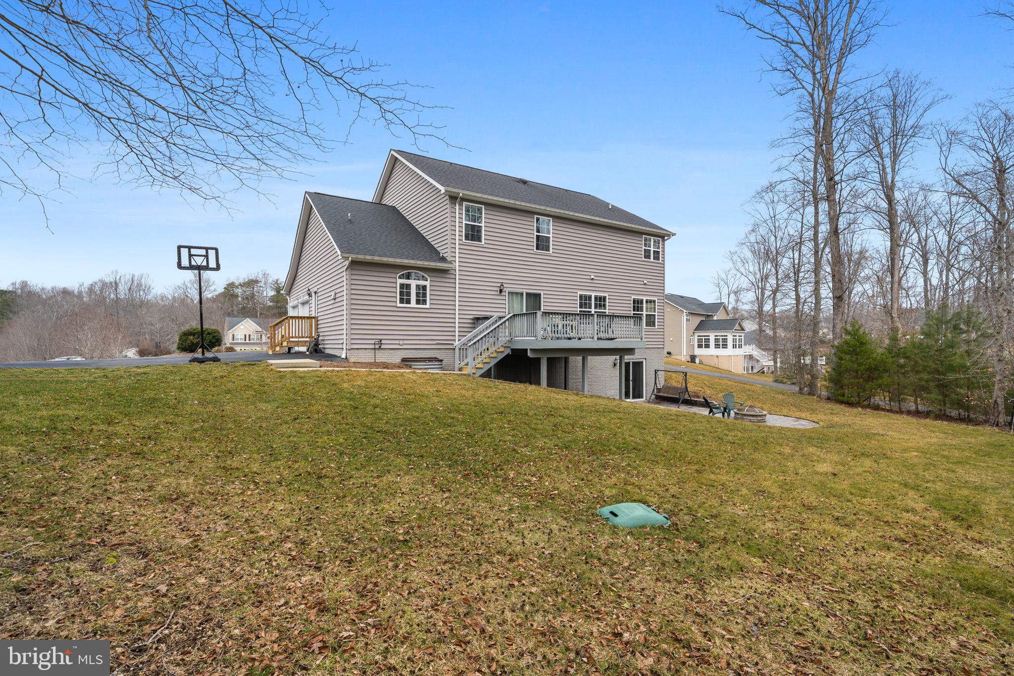 OAKLAND HALL - Residential