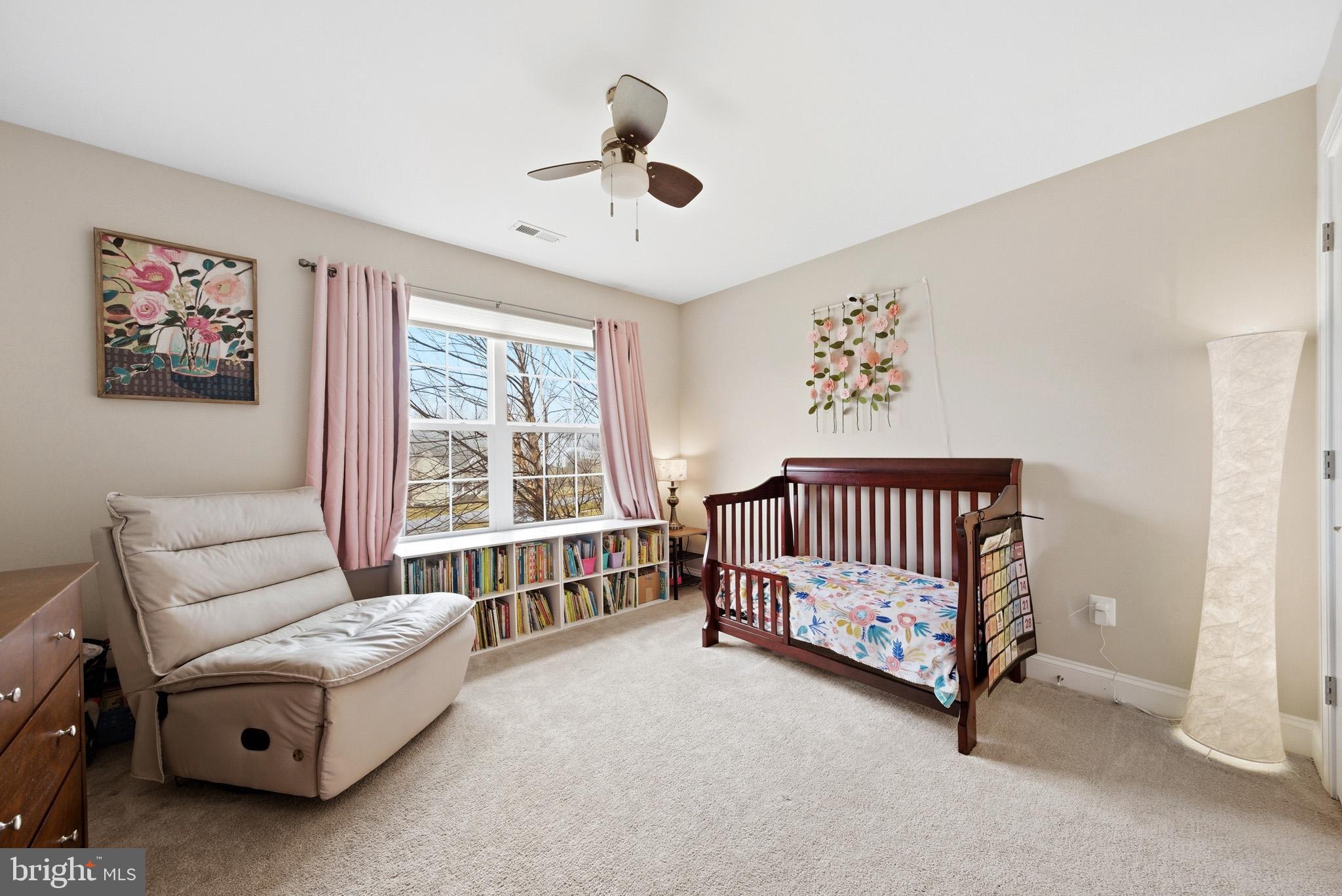 OAKLAND HALL - Residential